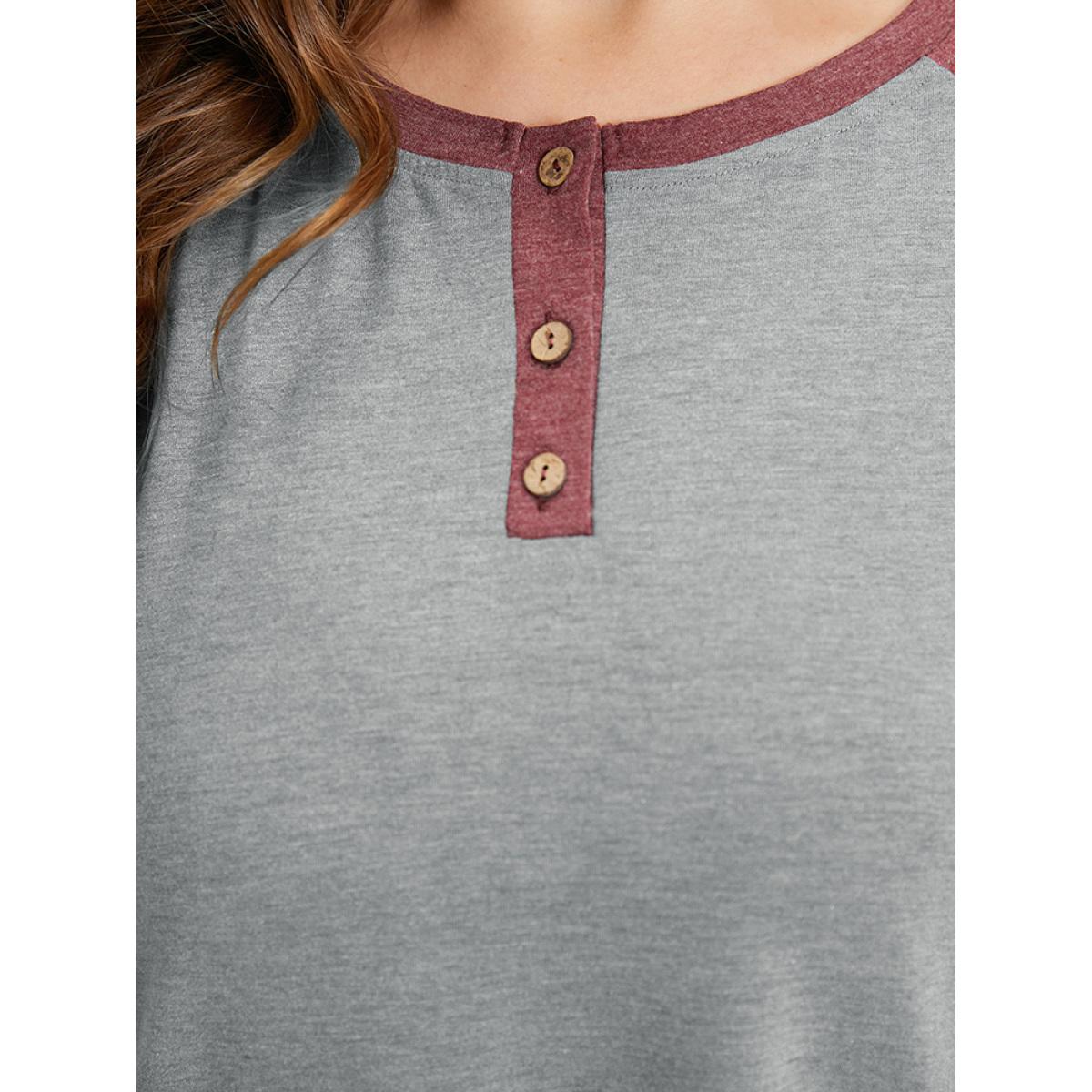 Plus Size Two Tone Button Up Raglan Sleeve T-shirt Gray Women Casual Contrast Plain Round Neck Dailywear T-shirts BloomChic 10/M Product Image