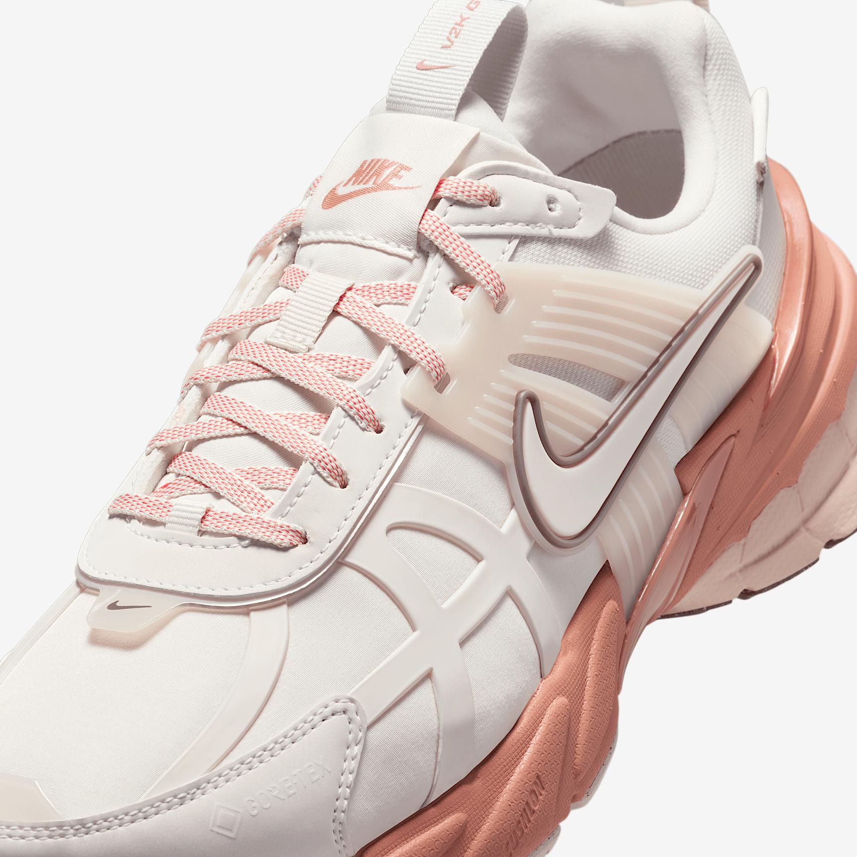 Nike Womens V2K Run GORE-TEX Waterproof Shoes | FZ2622-003 Product Image