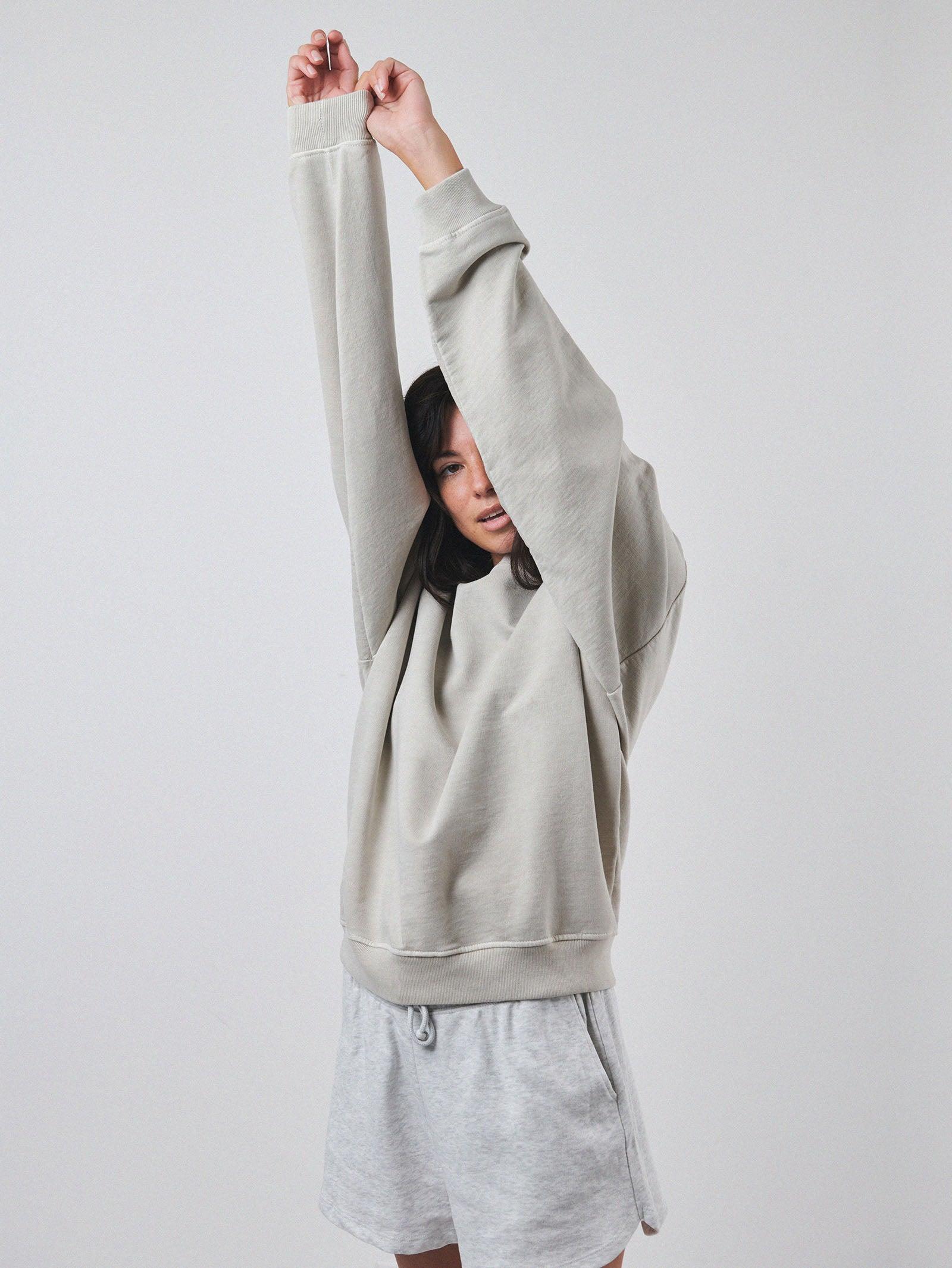 Rosewood Vintage Crewneck Female Product Image