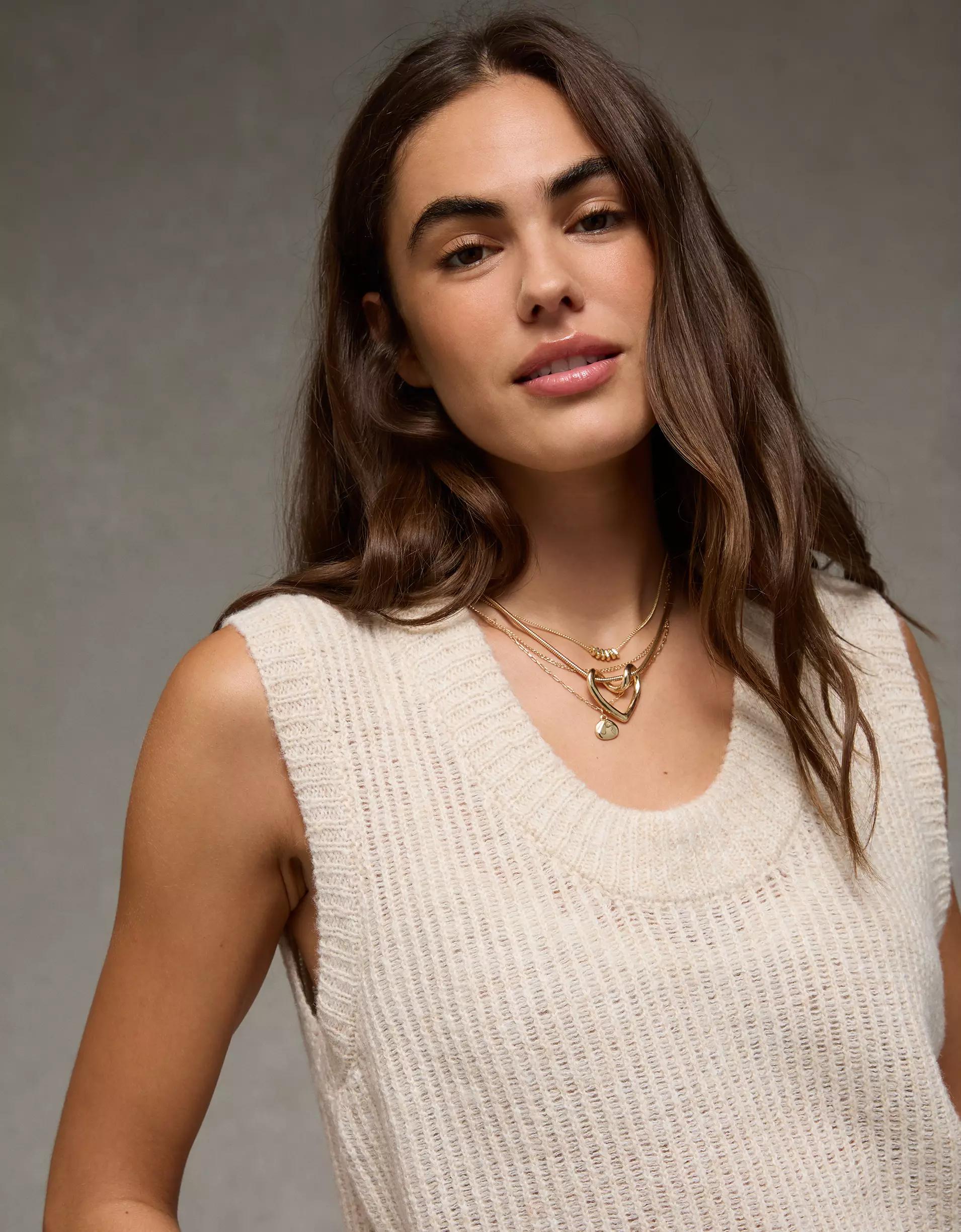 AE Whoa So Soft Scoop Neck Vest Product Image