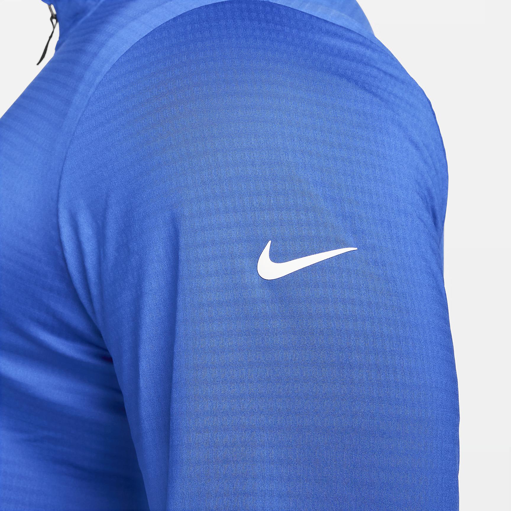 Nike Men's Victory Dri-FIT 1/2-Zip Golf Top Product Image