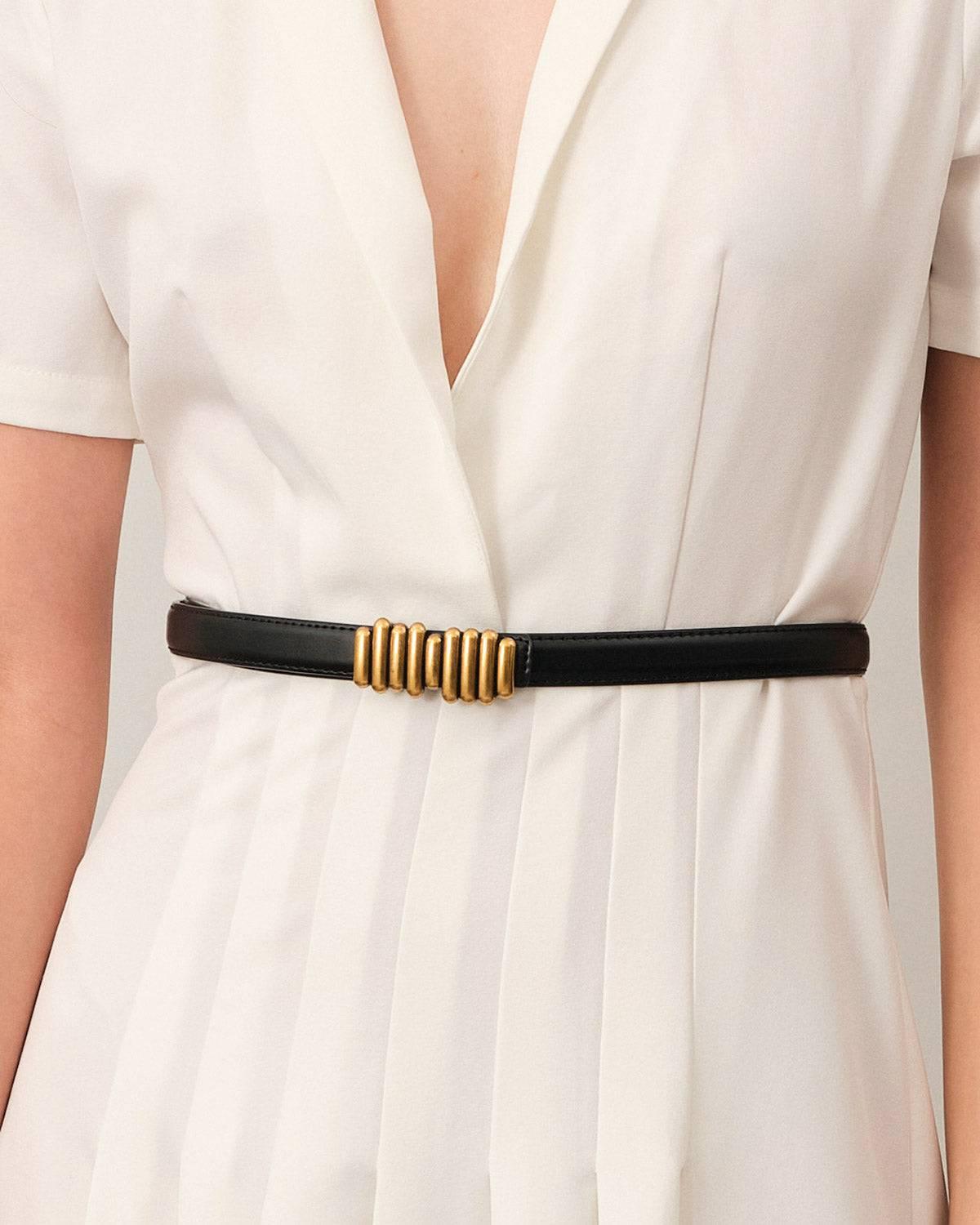 The Skinny Buckle Leather Belt Product Image