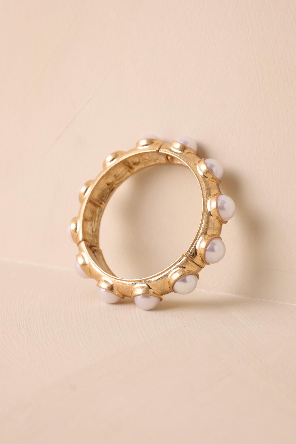 Setting The Scene Gold & Ivory Pearl Bracelet Product Image