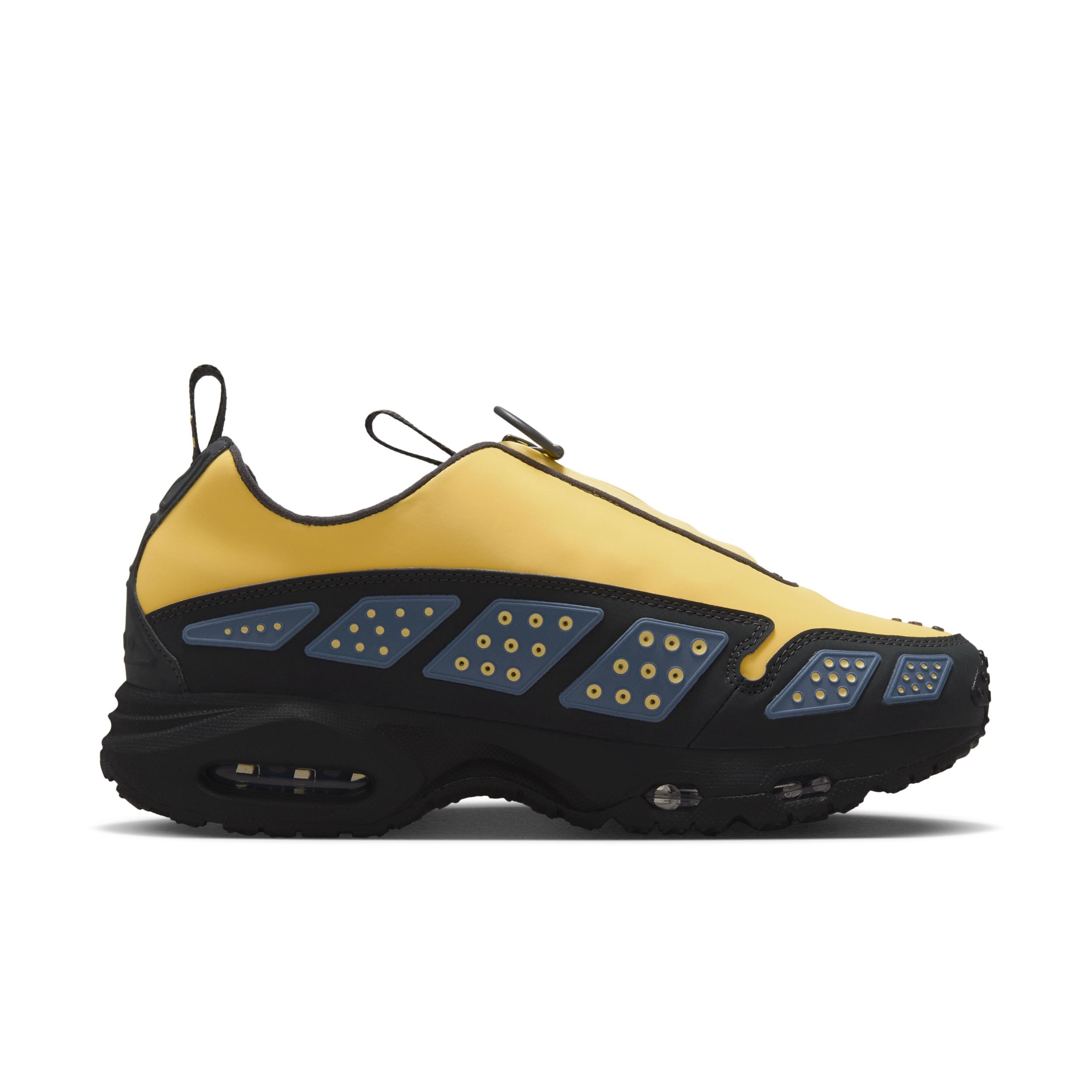 Nike Women's Air Max SNDR Shoes Product Image