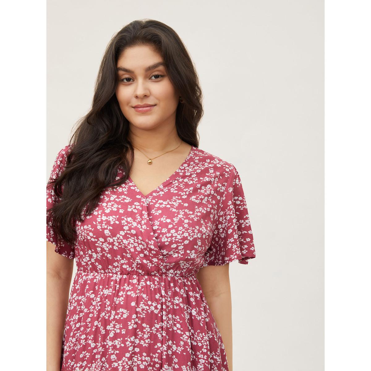 Plus Size Bloom Dress - Flutter Sleeve Ditsy Floral Pocket Split Maxi Dress LightGreen Women Romantic Slit V-neck Half Sleeve Curvy Long Dress BloomChic 10/M Product Image