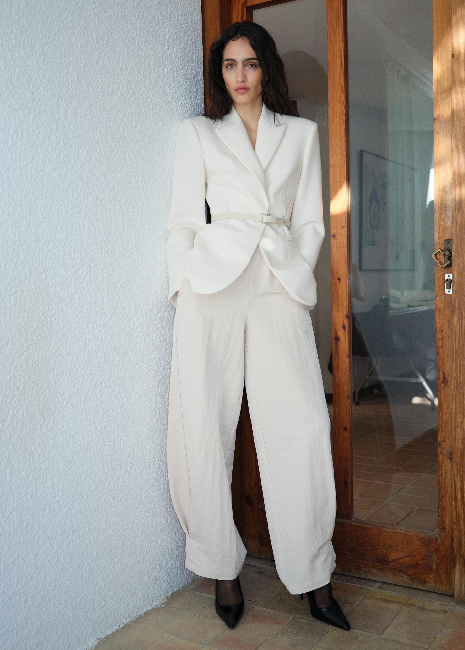 Structured blazer with belt - Women | MANGO USA Product Image