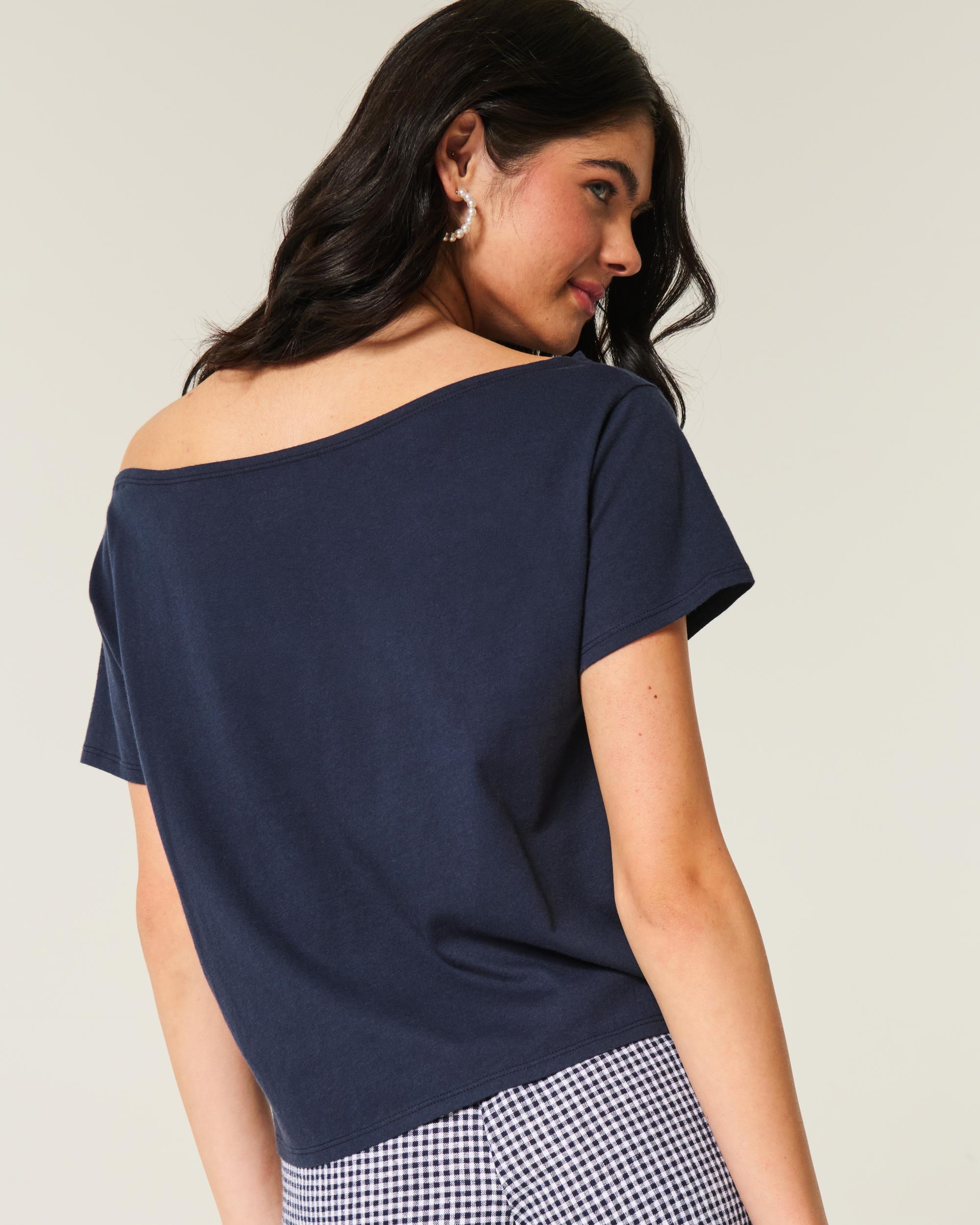Easy Off-the-Shoulder Nantucket Graphic Tee Product Image