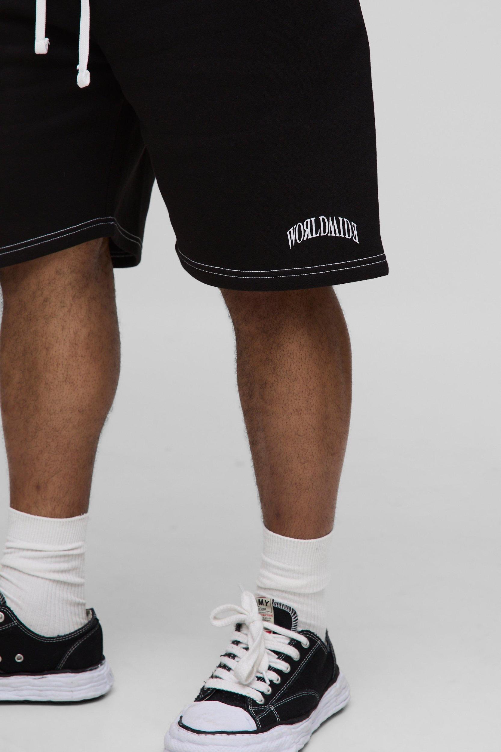 Plus Relaxed Worldwide Contrast Stitch Short | boohooMAN USA Product Image