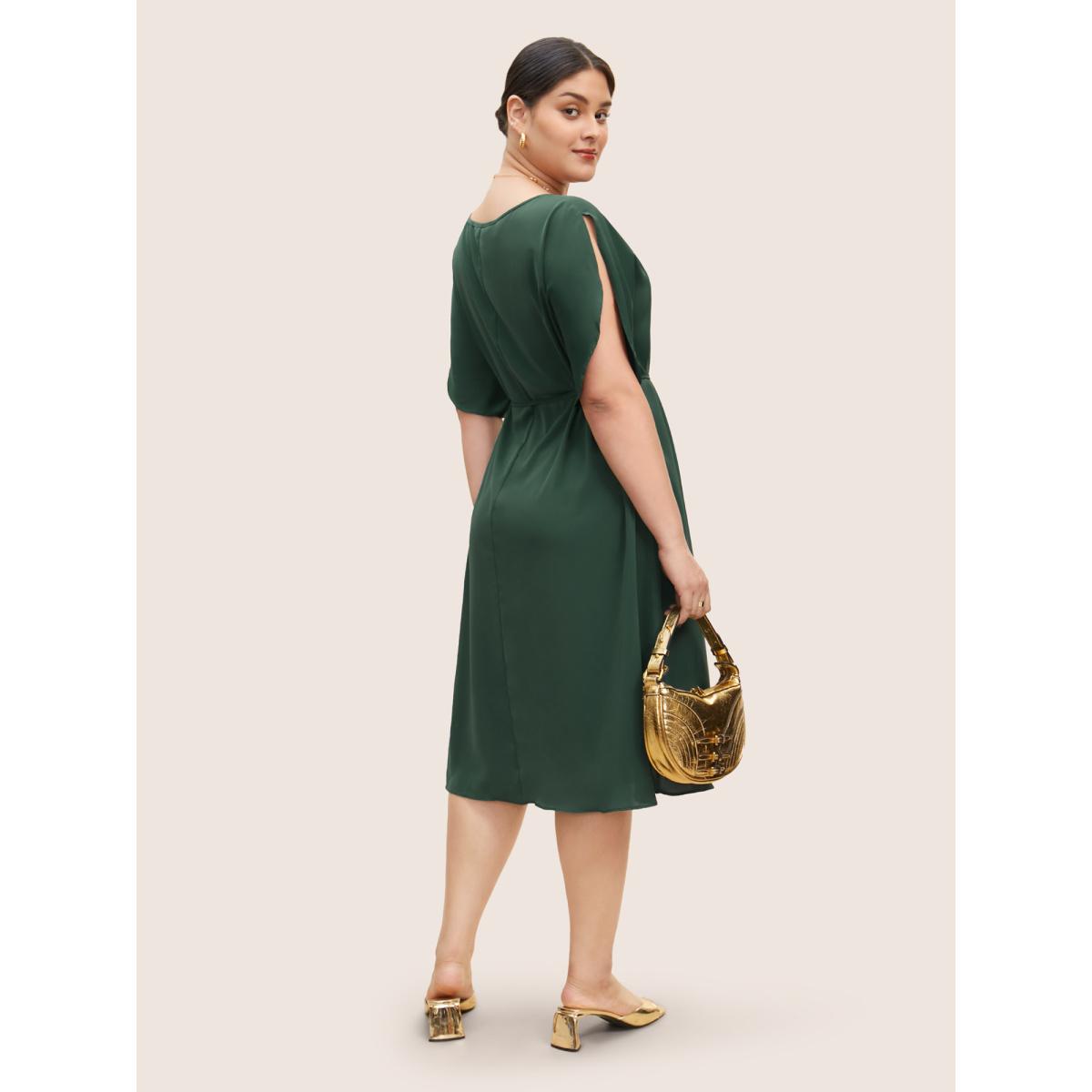 Plus Size Solid Boat Neck Dolman Sleeve Belted Dress DarkGreen Women Work From Home Belted Boat Neck Cap Sleeve Curvy BloomChic 14-16/1X Product Image