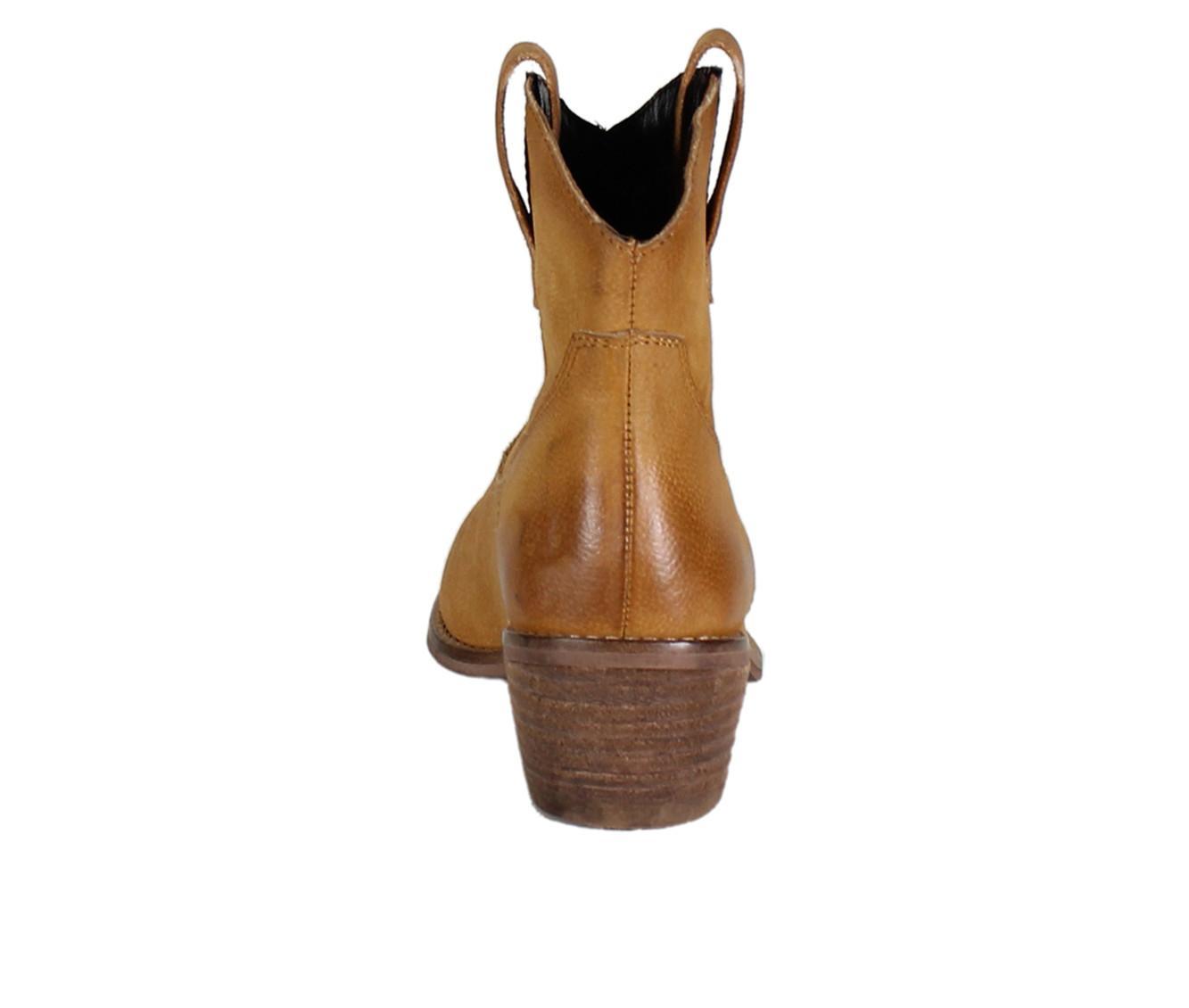 Women's DIBA TRUE Outta Town Western Boots Product Image