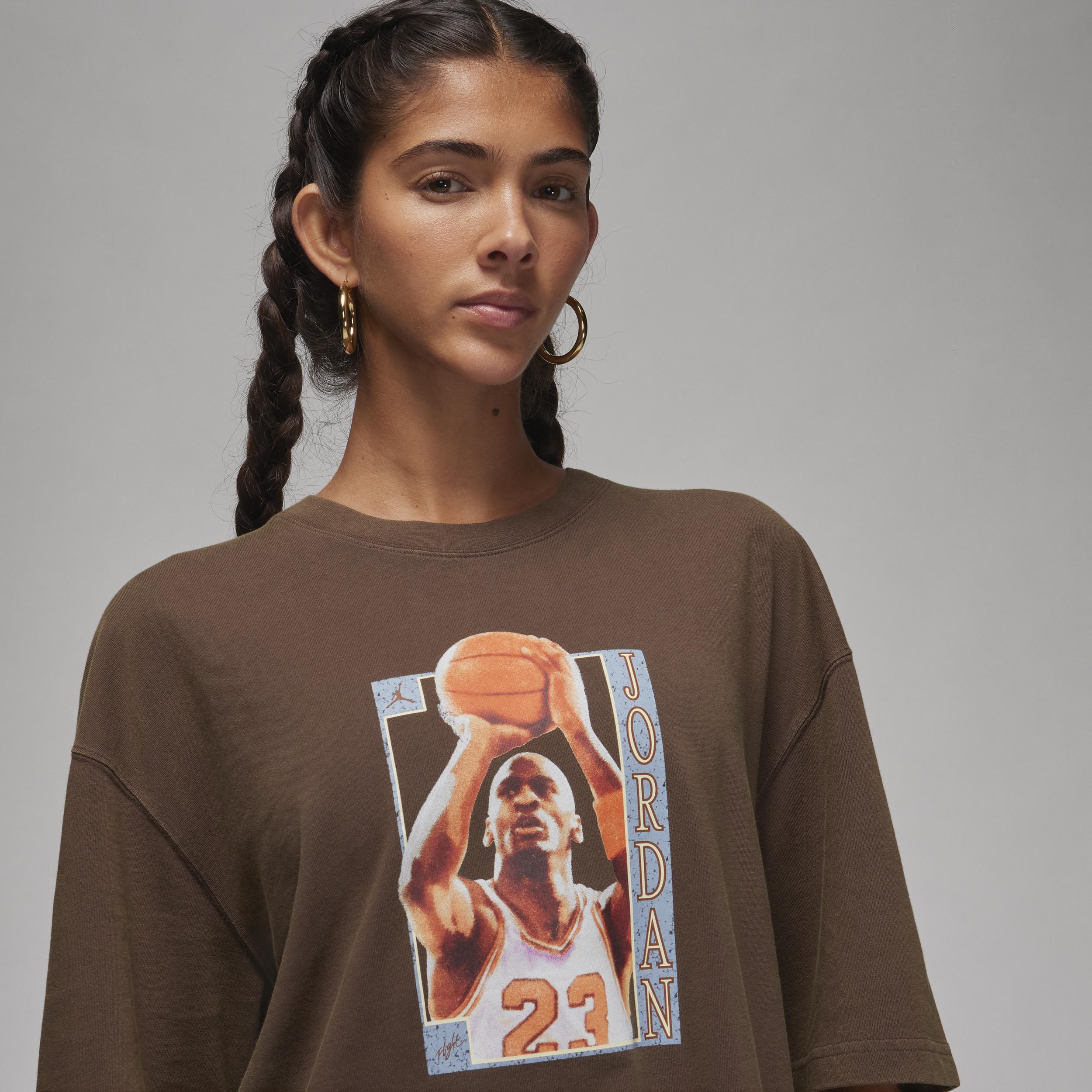 Jordan Women's Oversized Graphic T-Shirt Product Image