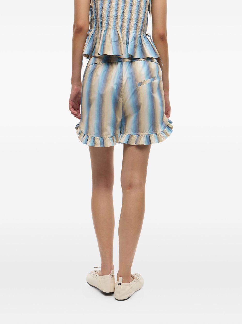 striped shorts  Product Image