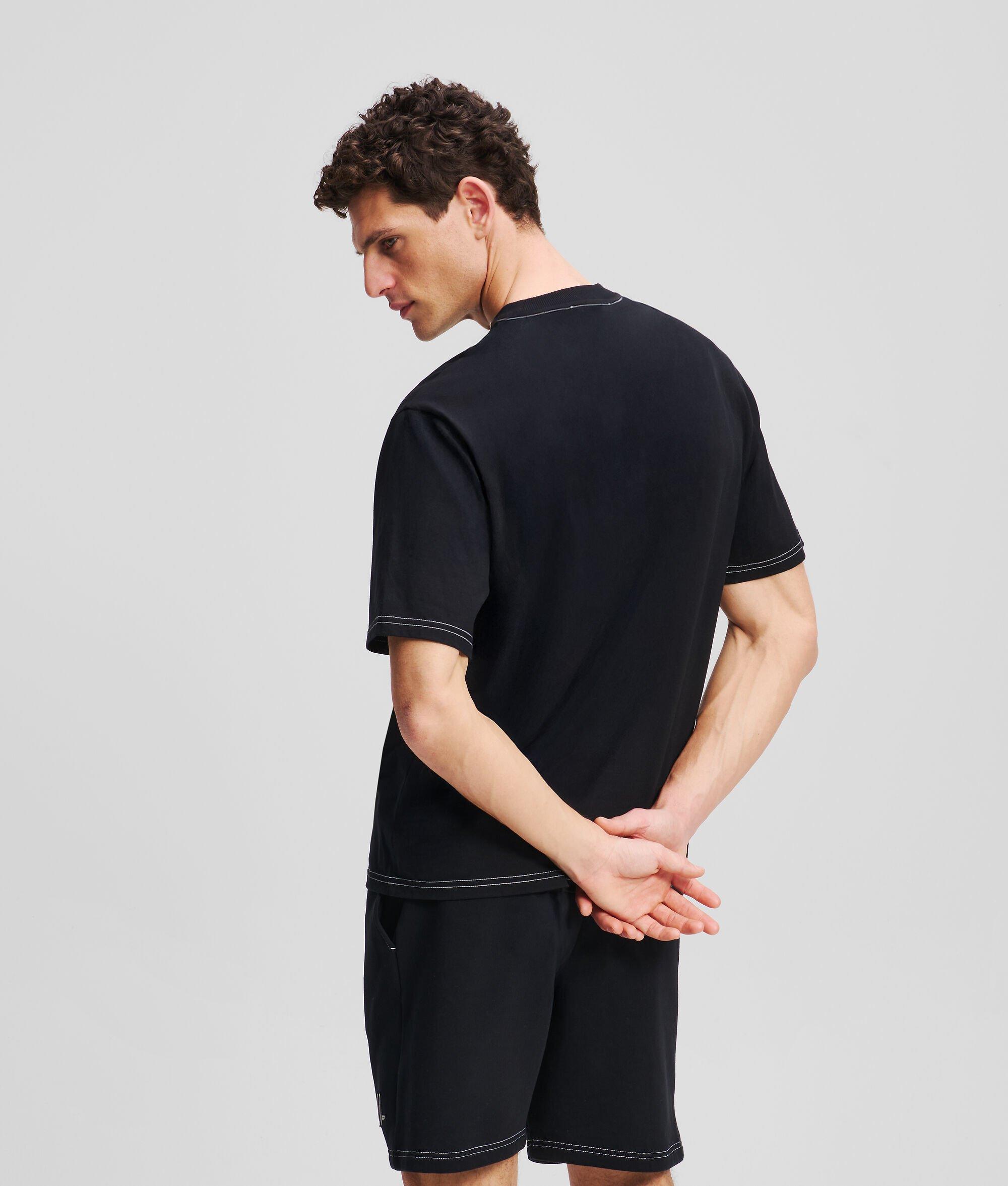 CONTRAST STITCH T-SHIRT Product Image