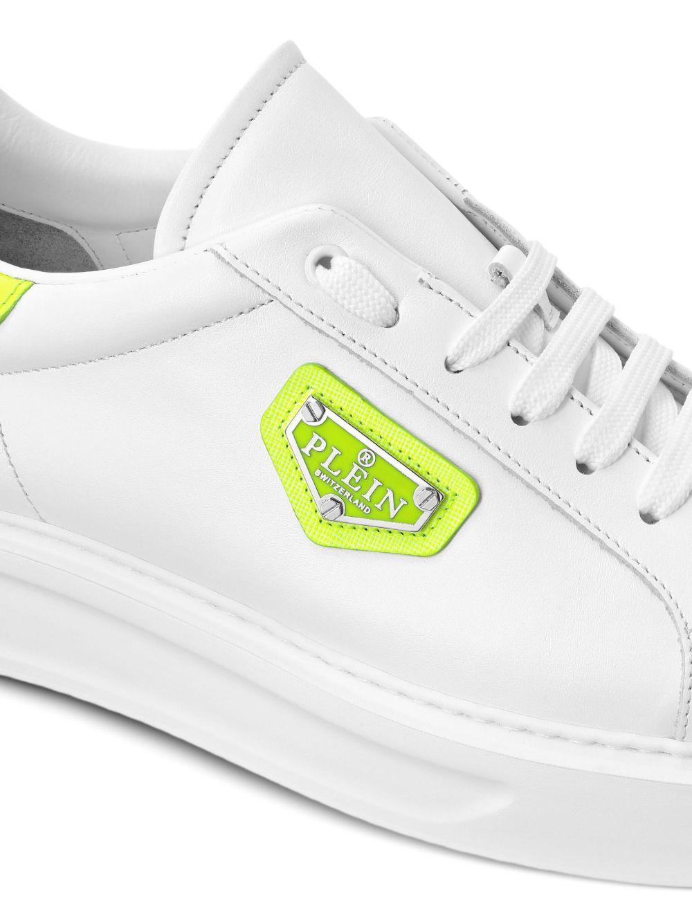 logo-plaque leather sneakers  Product Image