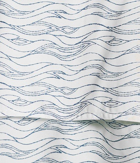 Roundtree & Yorke The Charter Performance Vented Short Sleeve Wave Print Fishing Sport Shirt Product Image