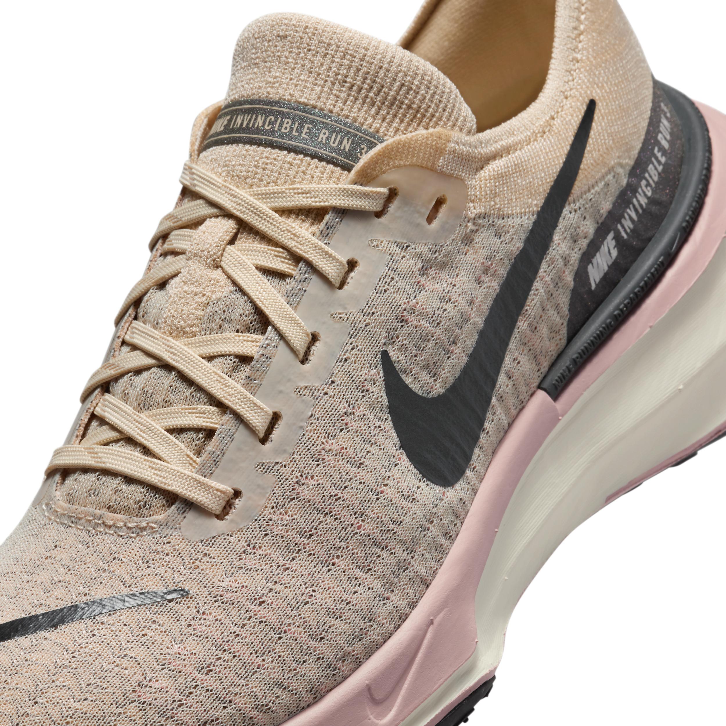Nike Women's Invincible 3 PRM Road Running Shoes Product Image