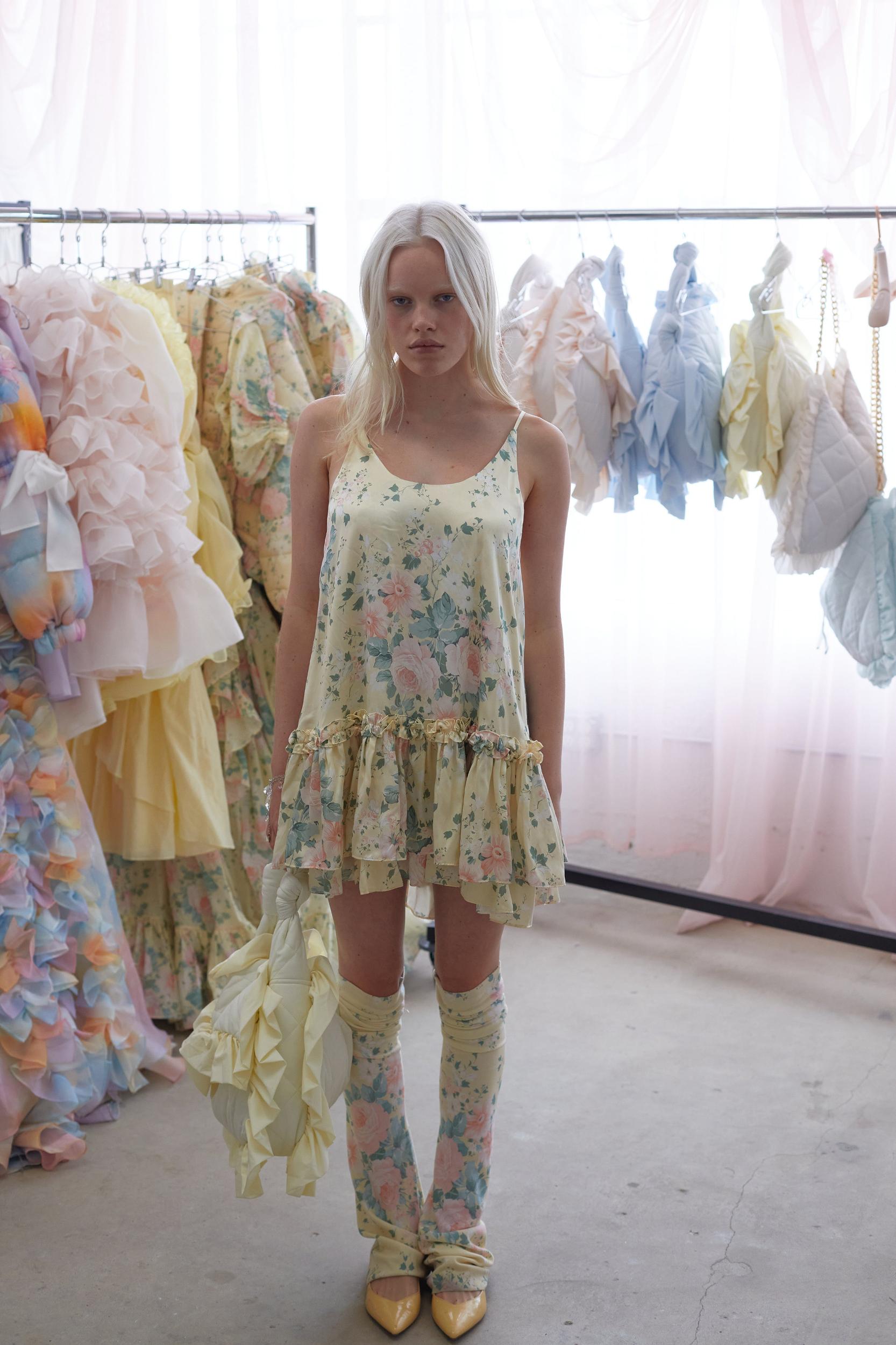 The Fantasy Antique Slip Product Image