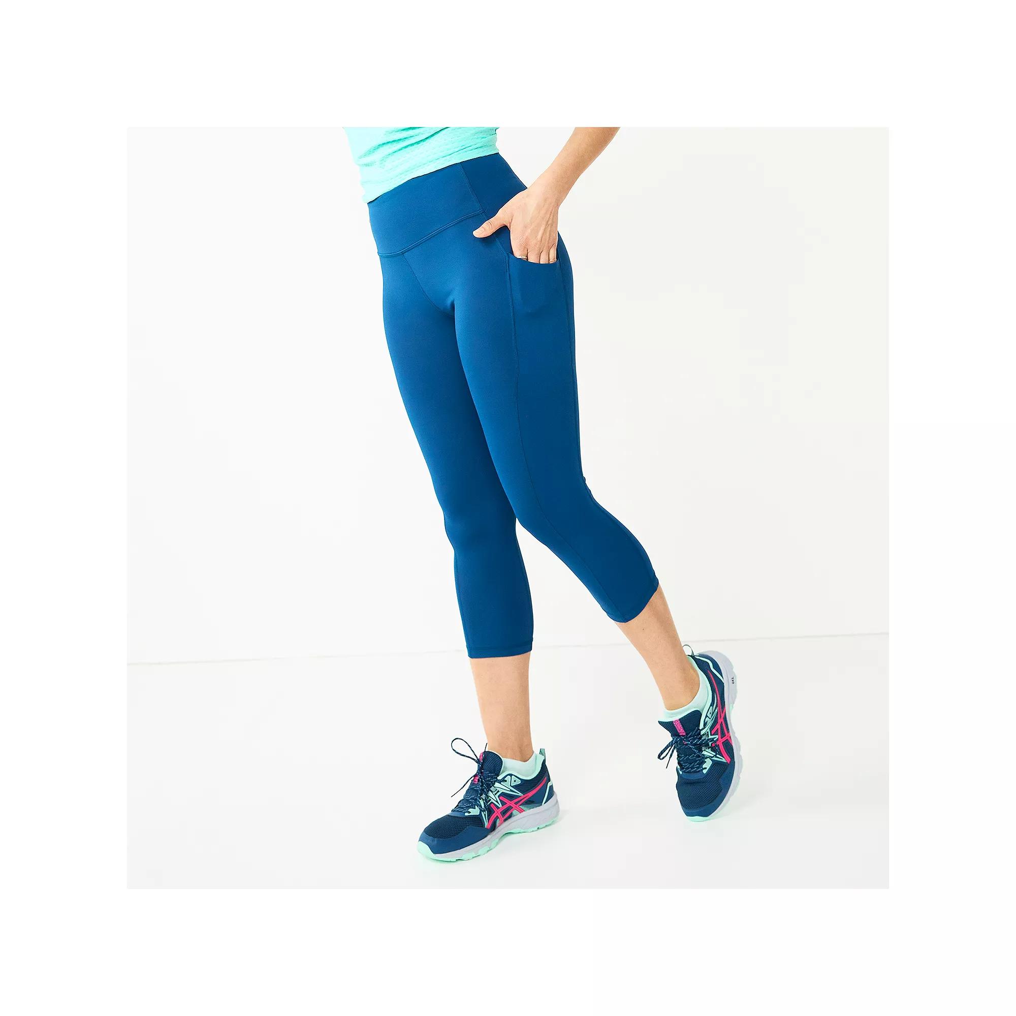 Women's Tek Gear® Ultrastretch Pocket High-Waisted Capri Leggings,  Product Image