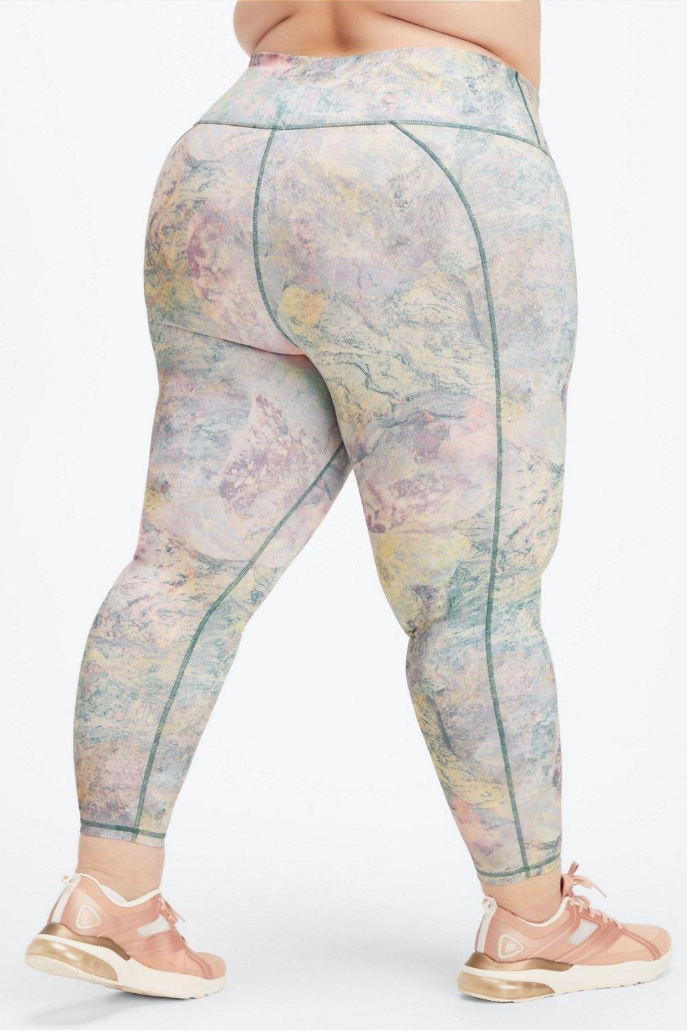 Fabletics Define High-Waisted 7/8 Legging Womens Moonrock plus Size 4X Product Image