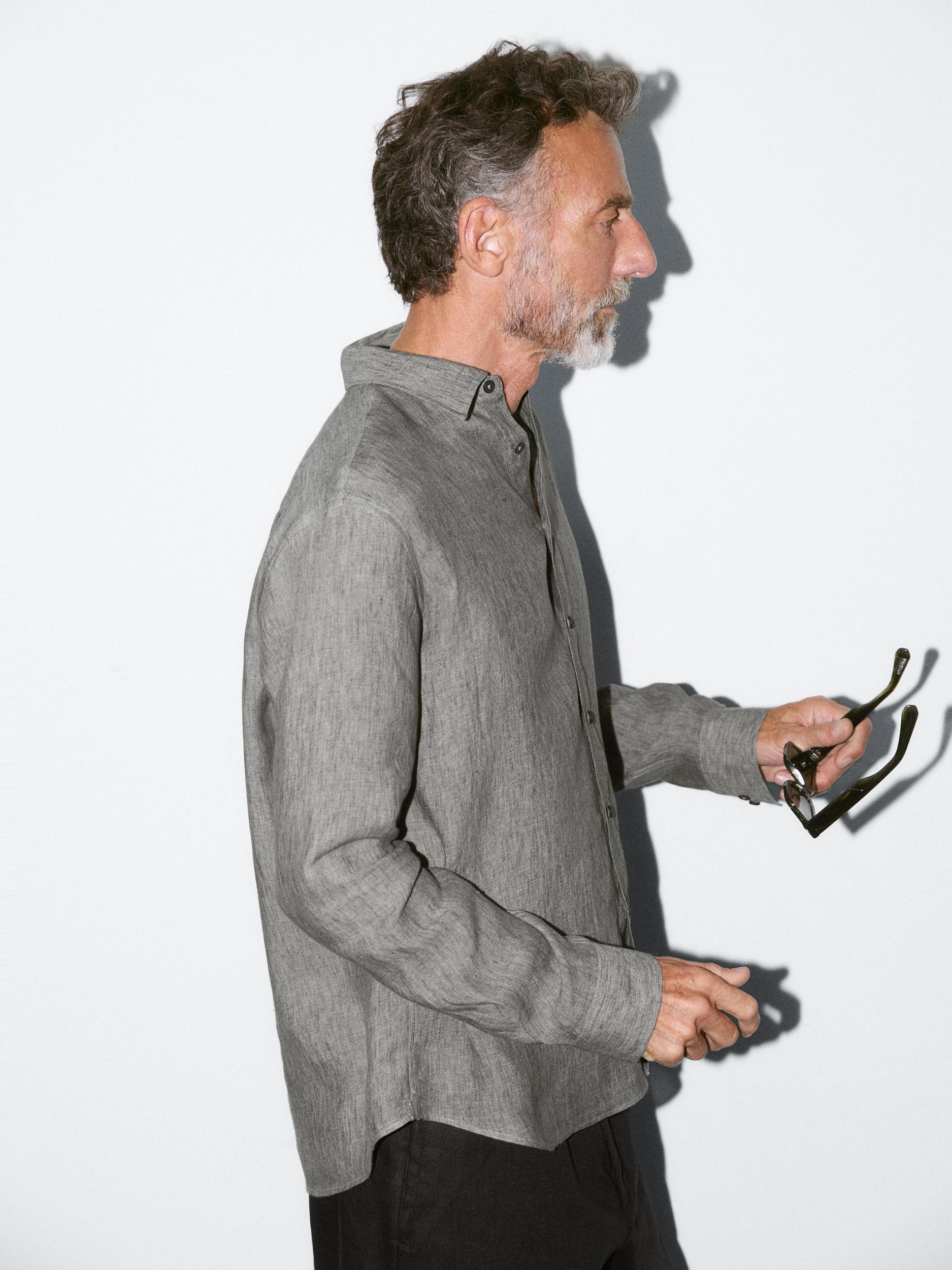 100% linen regular fit shirt Product Image