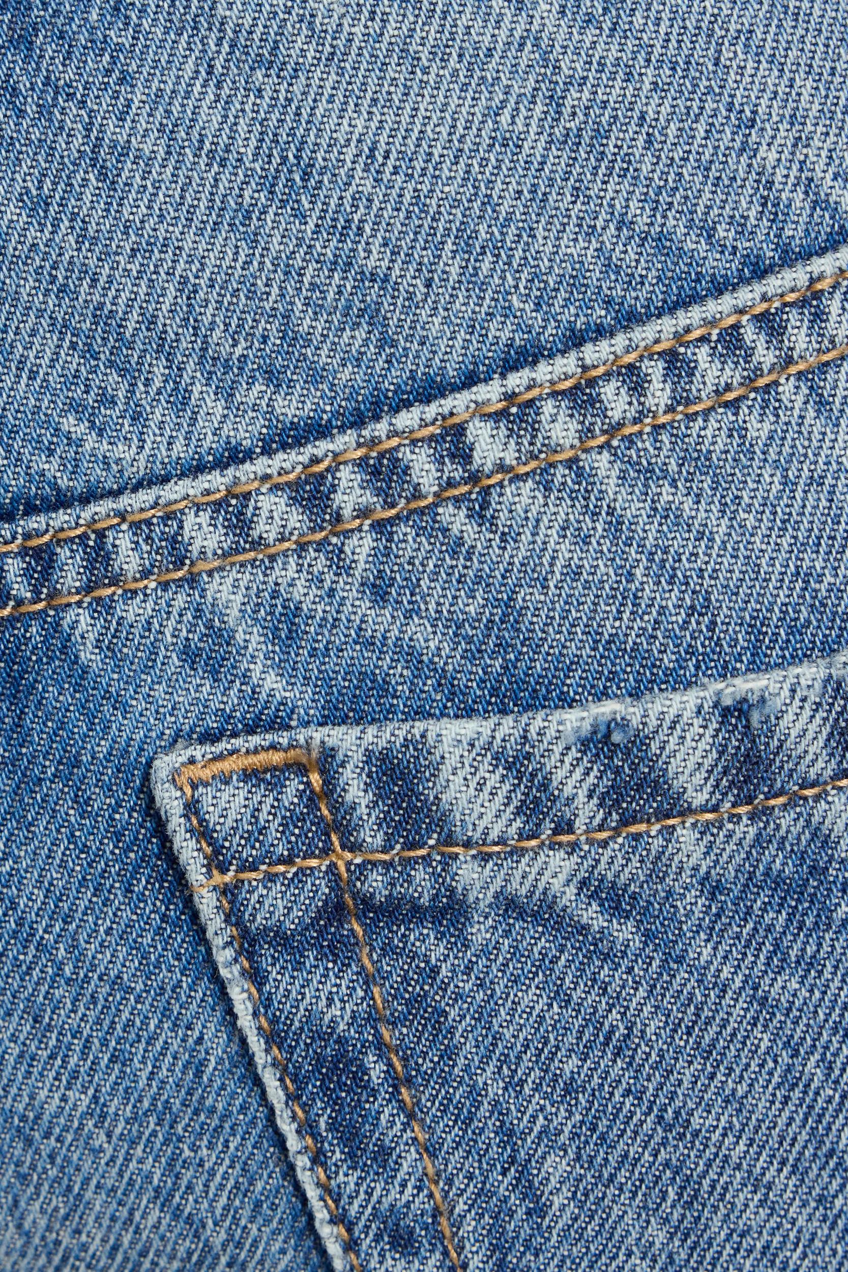 '90s Straight Jeans Product Image