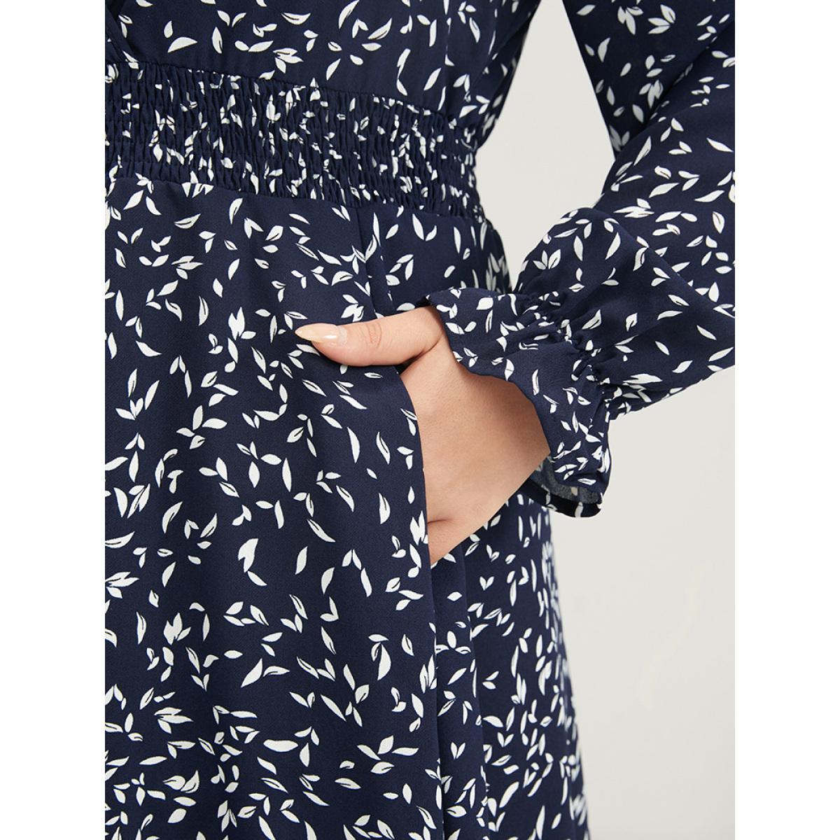 Plus Size Plant Print Pocket Lantern Sleeve Wrap Shirred Dress Indigo Women Elegant Shirred V-neck Long Sleeve Curvy Midi Dress BloomChic 26/4X Product Image