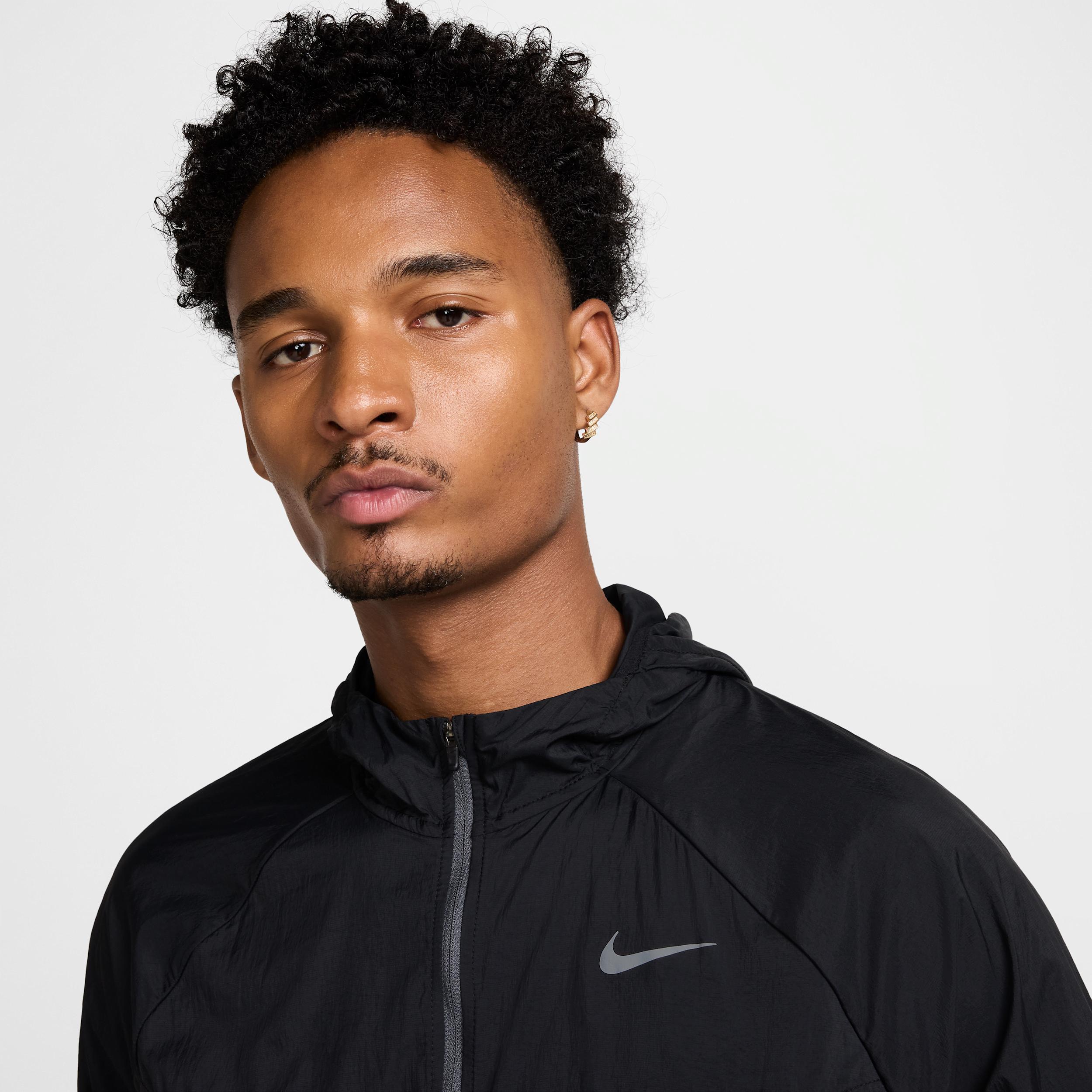 Nike Mens Stride Repel UV Running Jacket | HV4548-011 Product Image