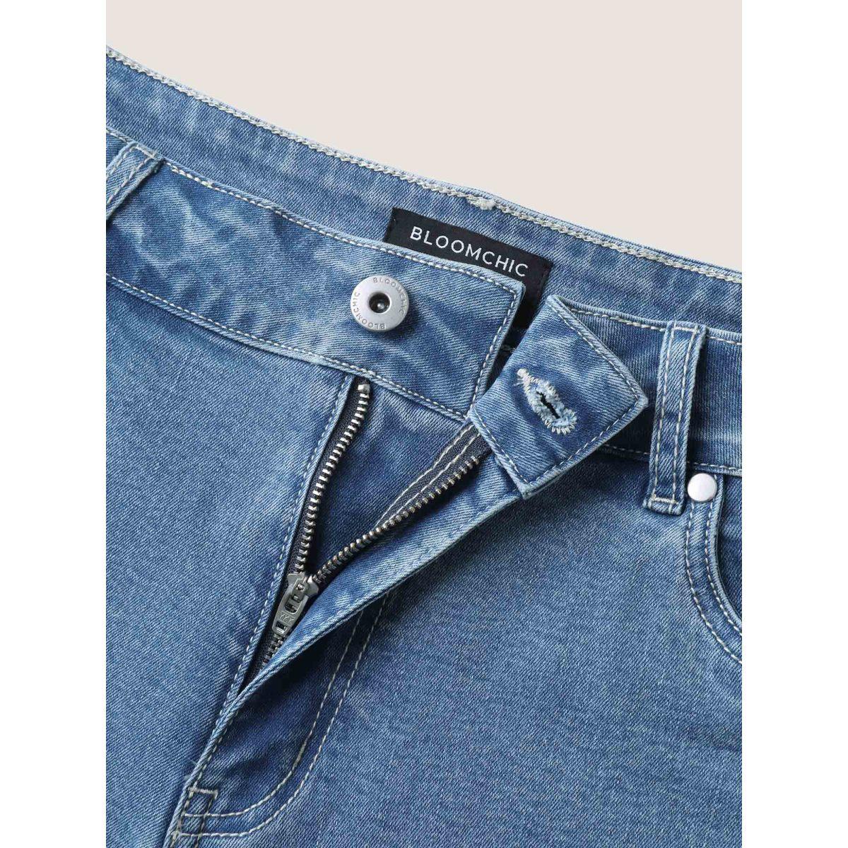 Plus Size Side Pockets Wide-Leg Denim Shorts Women Midblue High stretch Casual Slanted pocket Leisure Denim Shorts BloomChic 10/M Product Image