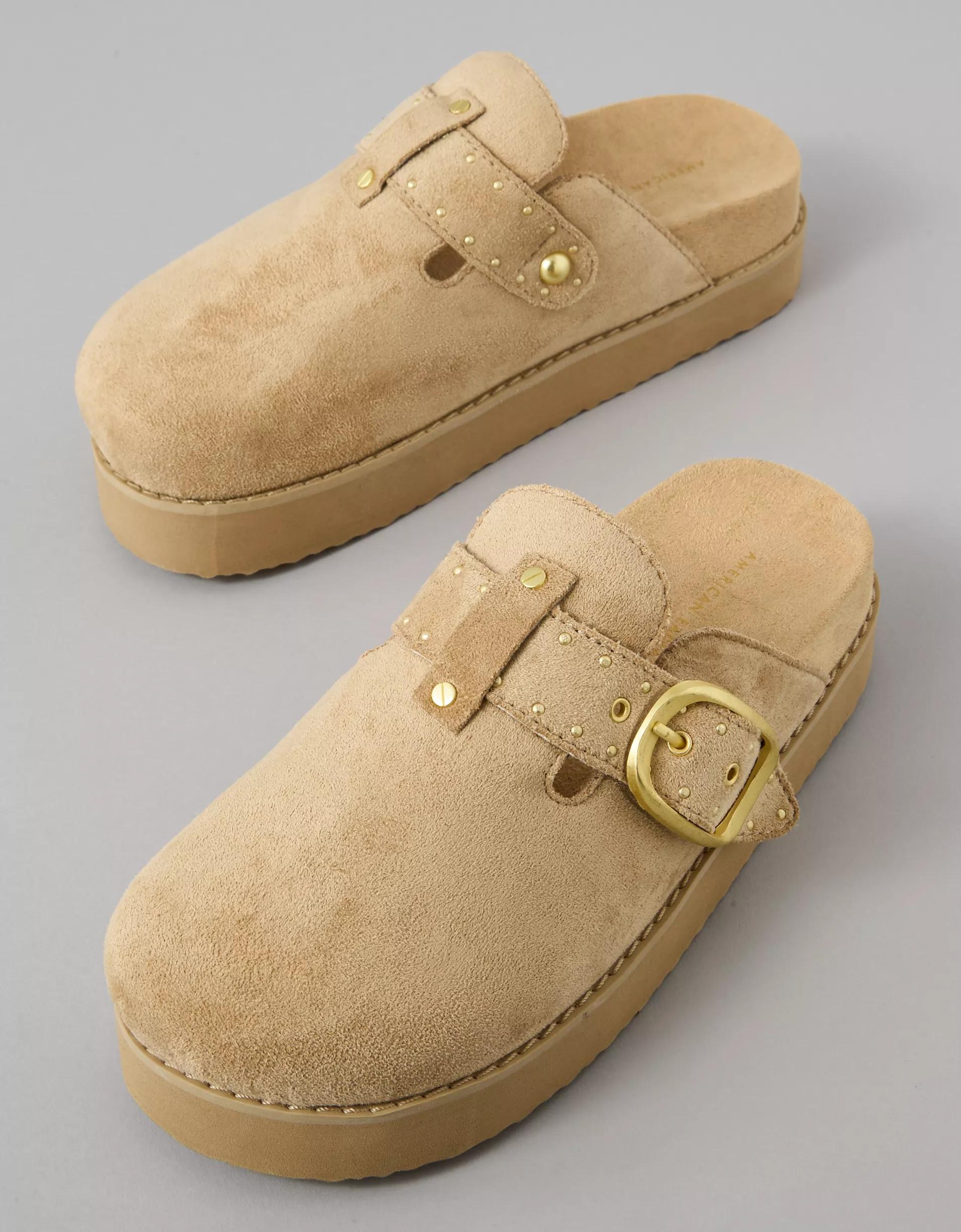 AE Studded Luxe Platform Clog Women's Product Image