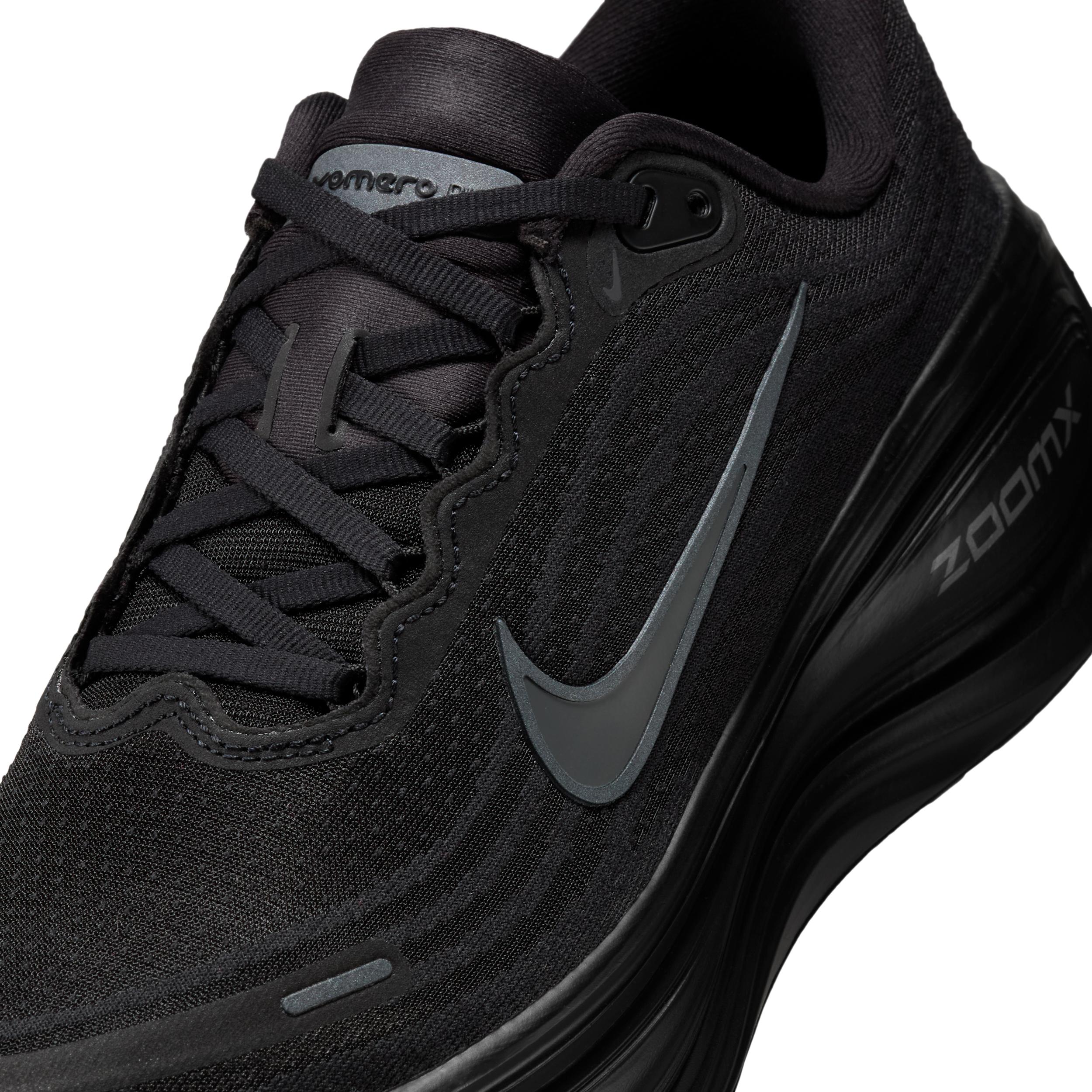 Nike Womens Vomero Plus Road Running Shoes | HV8154-601 Product Image