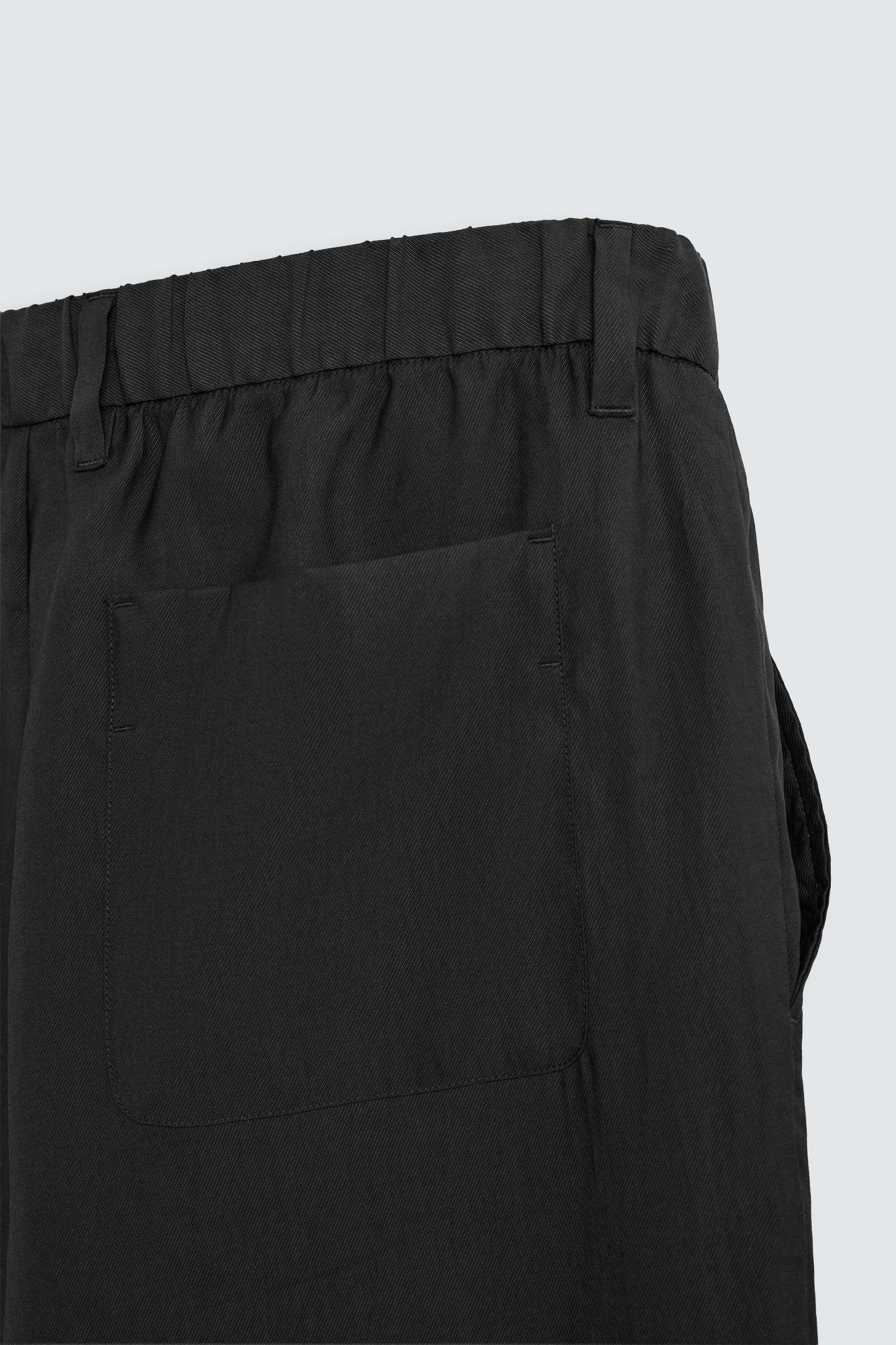 RELAXED FIT FLOWY PANTS Product Image