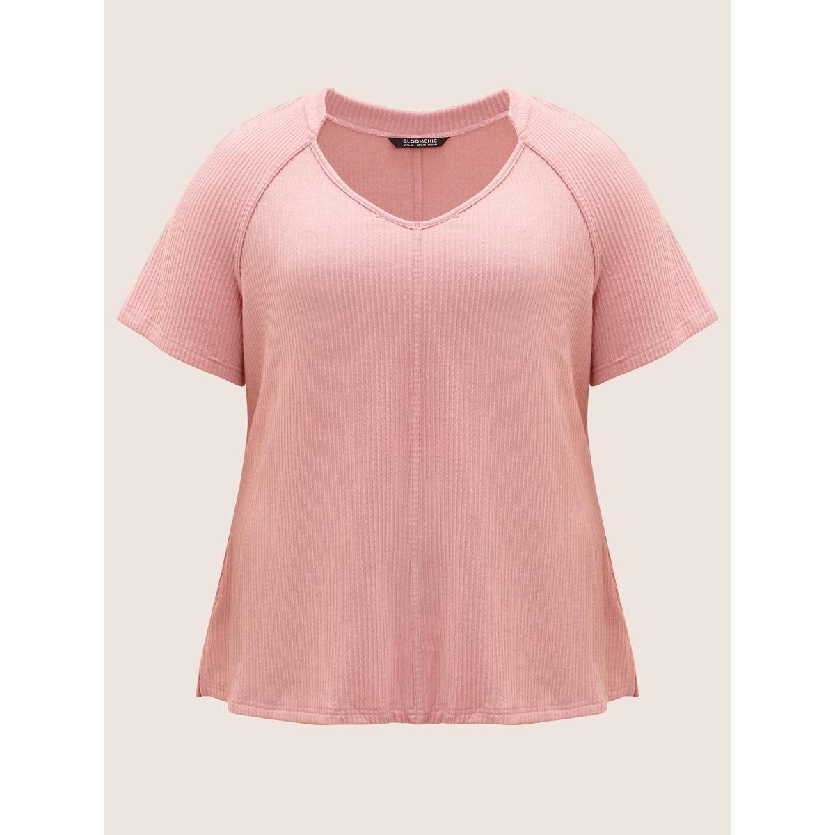 Plus Size Plain Textured Raglan Sleeve Split Hem T-shirt Pink Women Casual Patchwork V-neck Everyday T-shirts BloomChic 12/L Product Image