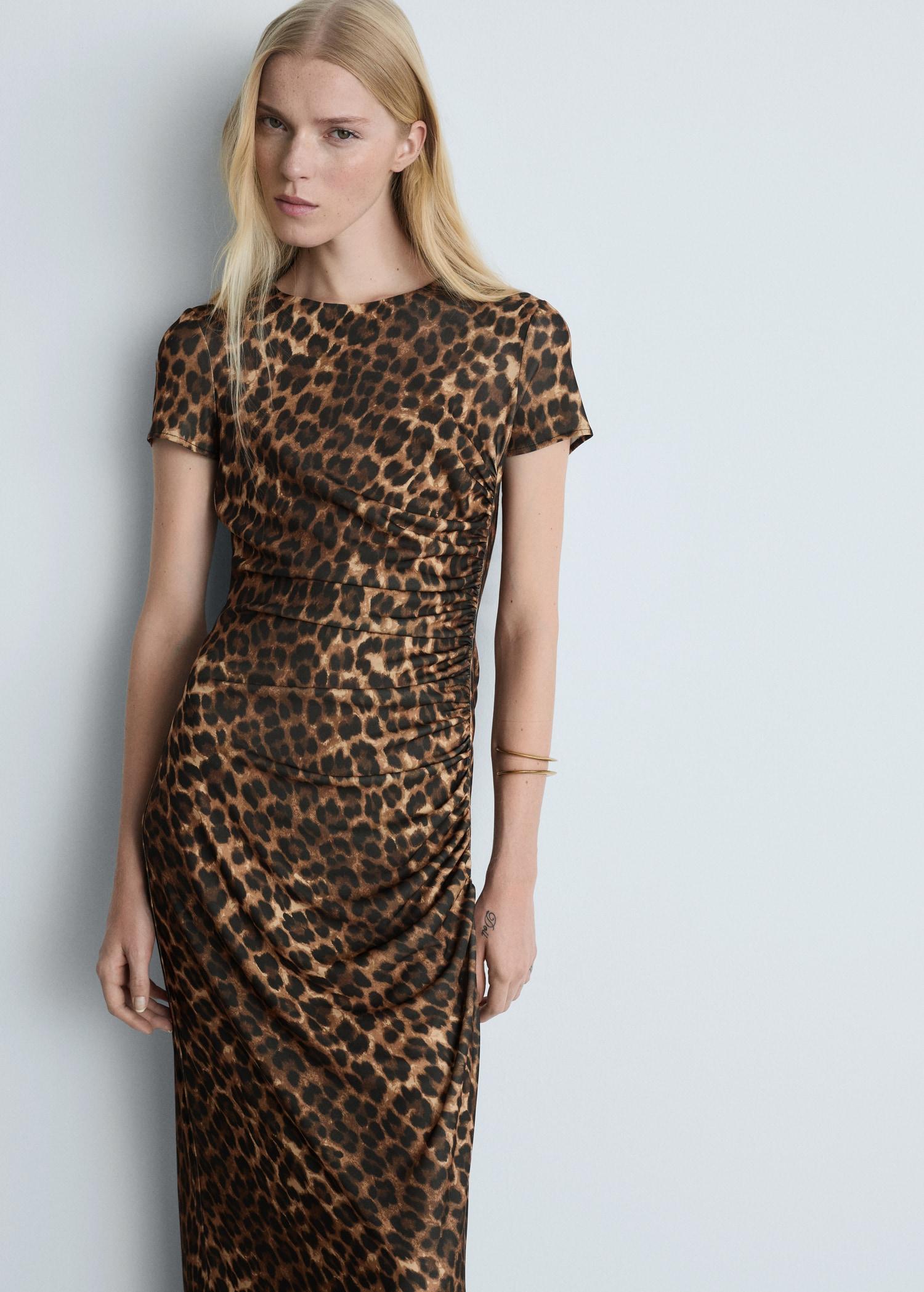Leopard-print dress with ruffled details - Women | MANGO USA Product Image