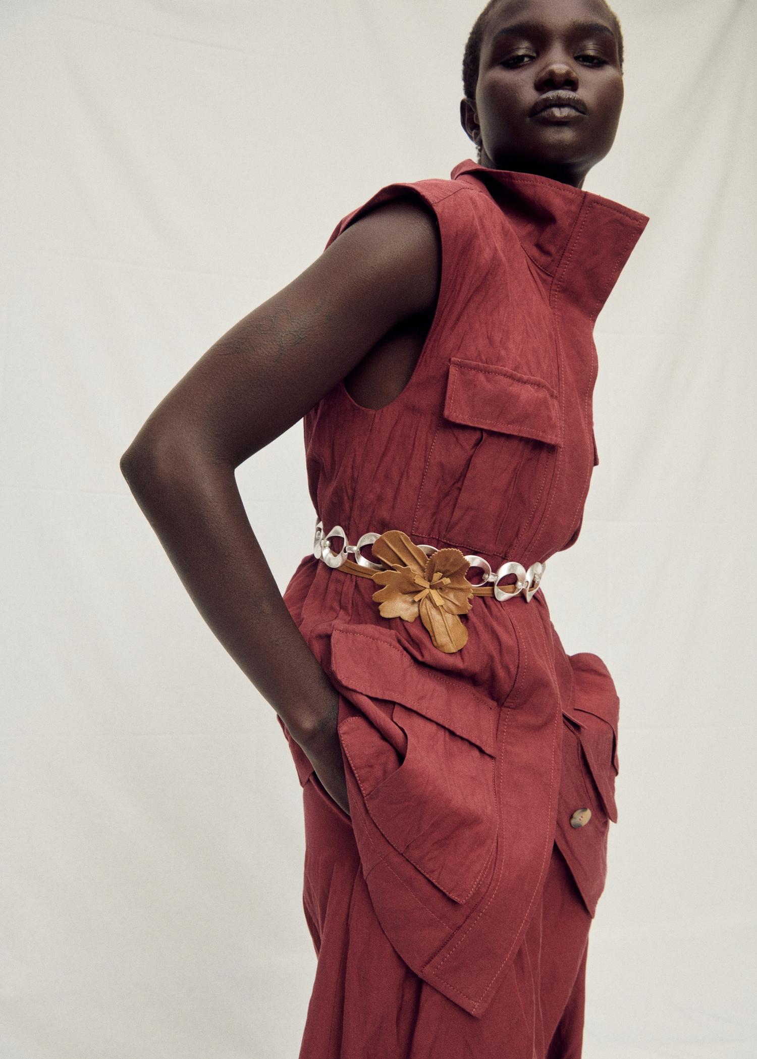 Metal hoop belt - Women | MANGO USA Product Image