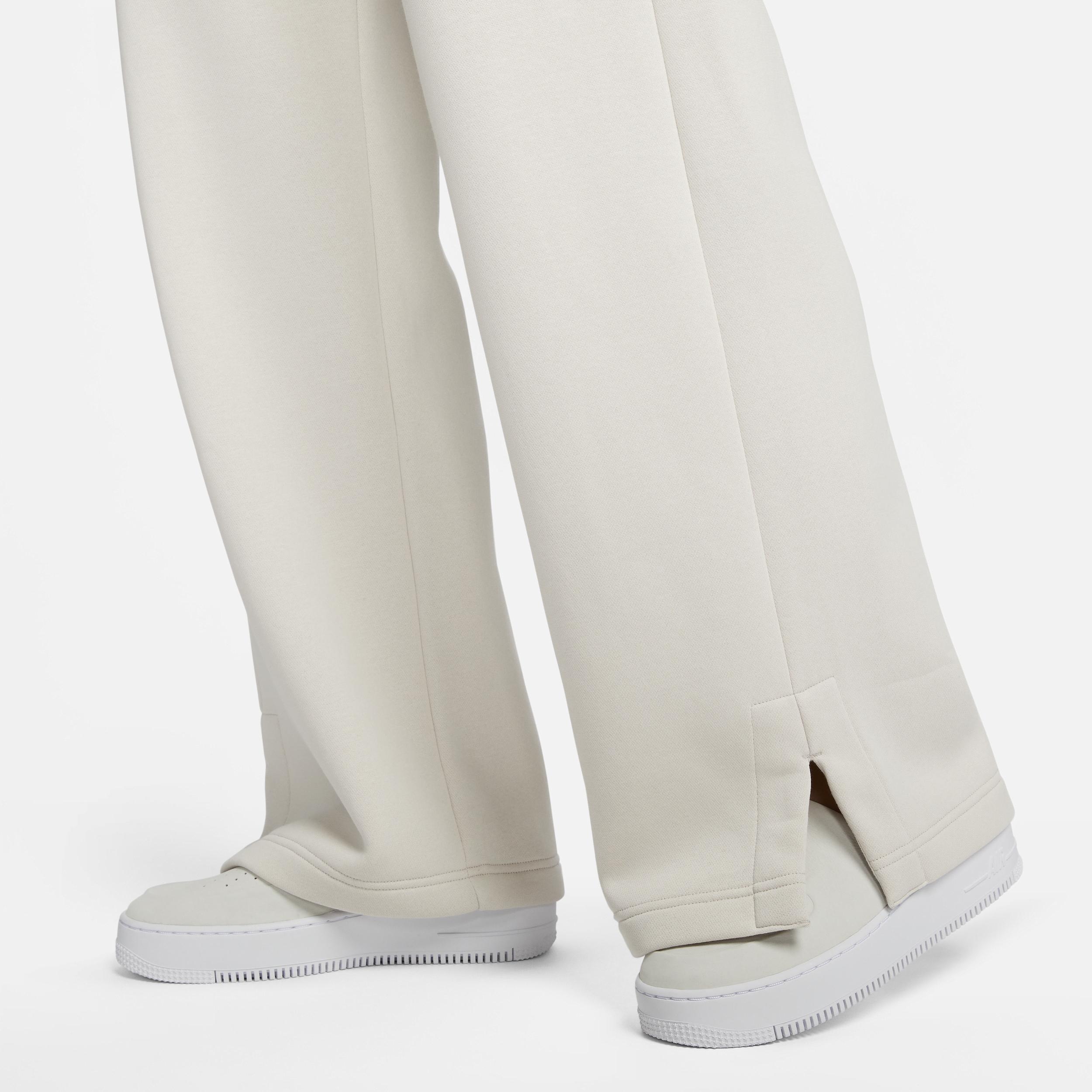 Womens Nike Sportswear Phoenix Fleece High-Waisted Wide-Leg Sweatpants | DQ5615-104 Product Image