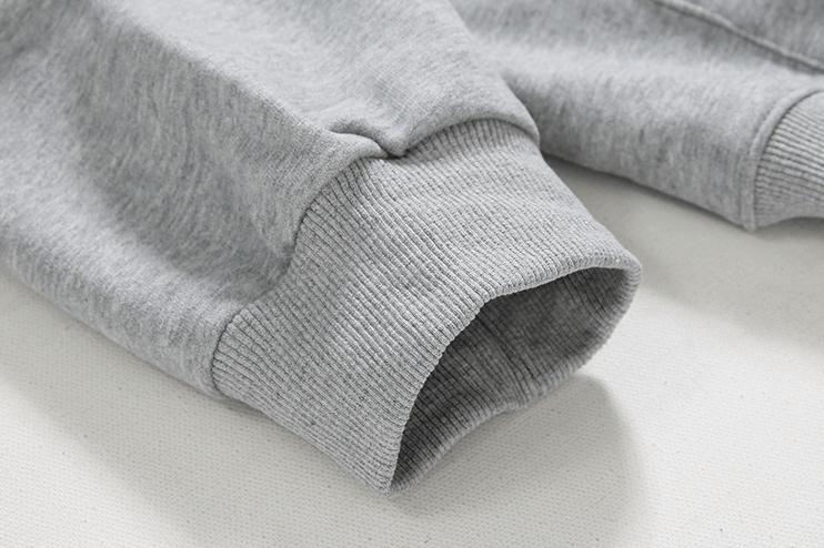 RT No. 6236 COLUMBIA LETTERED PULLOVER HOODIE Product Image