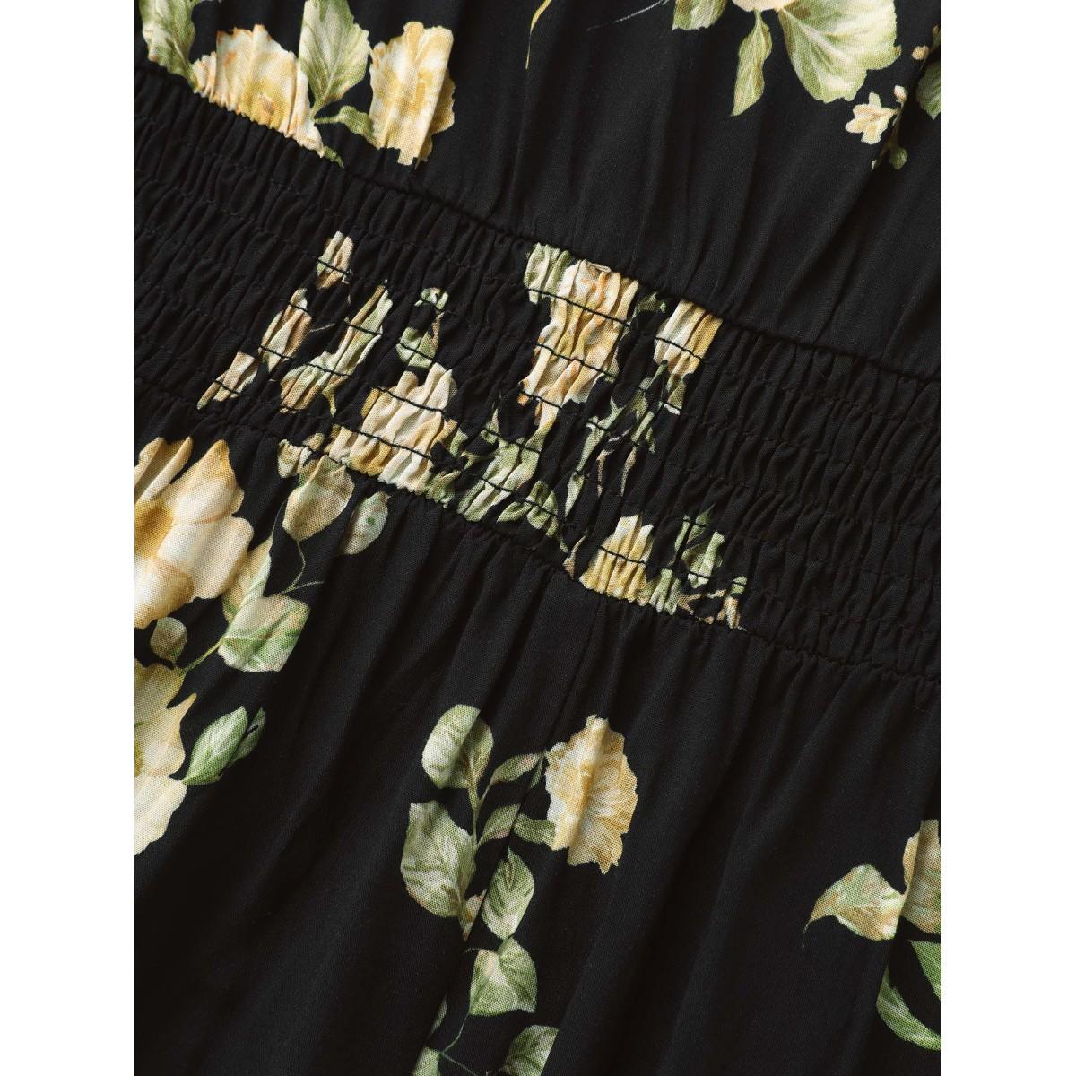 Plus Size Floral Gathered Shirred Flutter Sleeve Dress Black Women Elegant Gathered V-neck Short sleeve Curvy BloomChic 28/5X Product Image