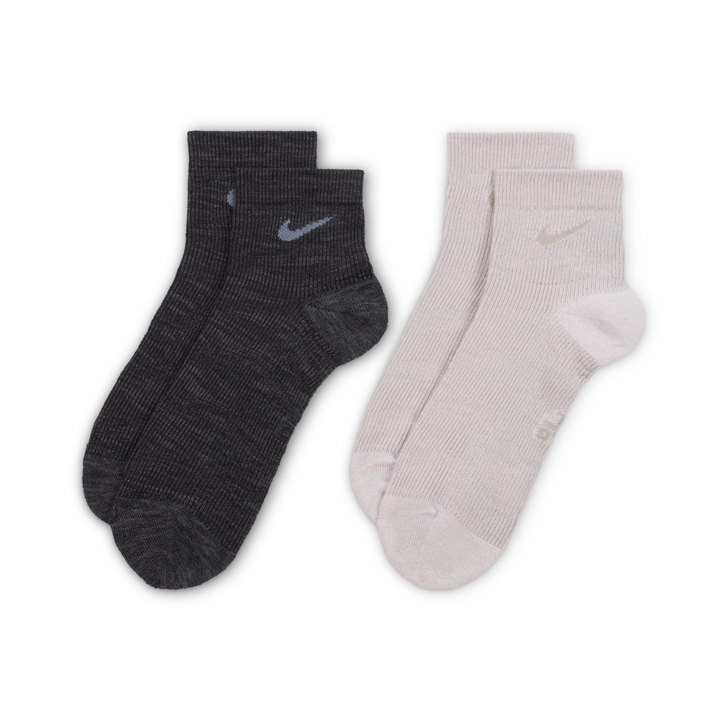 Nike Everyday Cushioned Ankle Socks (2 Pair) Product Image