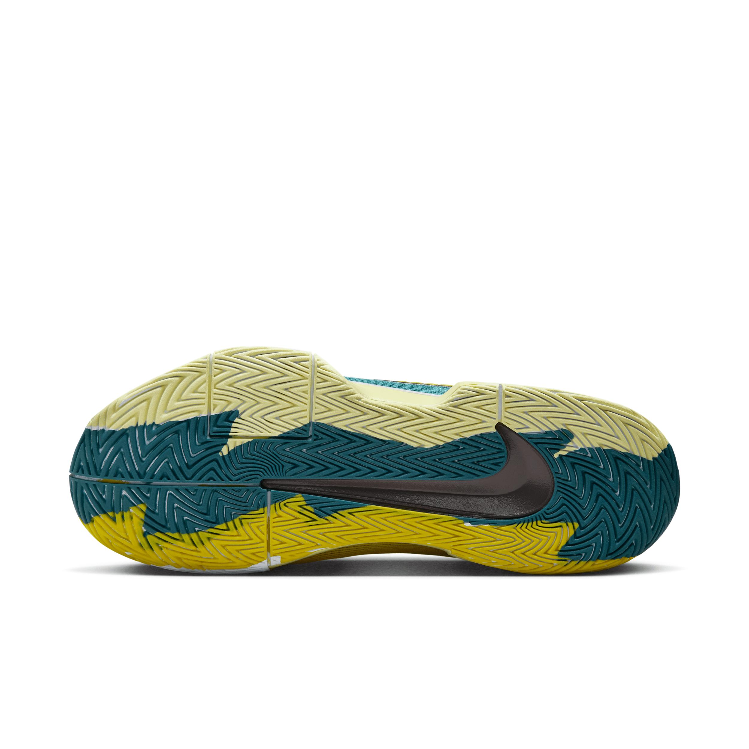 Nike Men's GP Challenge Pro Premium Hard Court Tennis Shoes Product Image