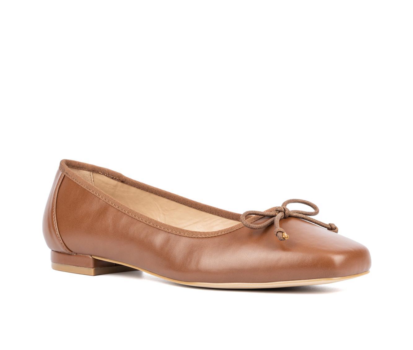 Women's Fashion to Figure Fawn Ballet Wide Width Flats Product Image