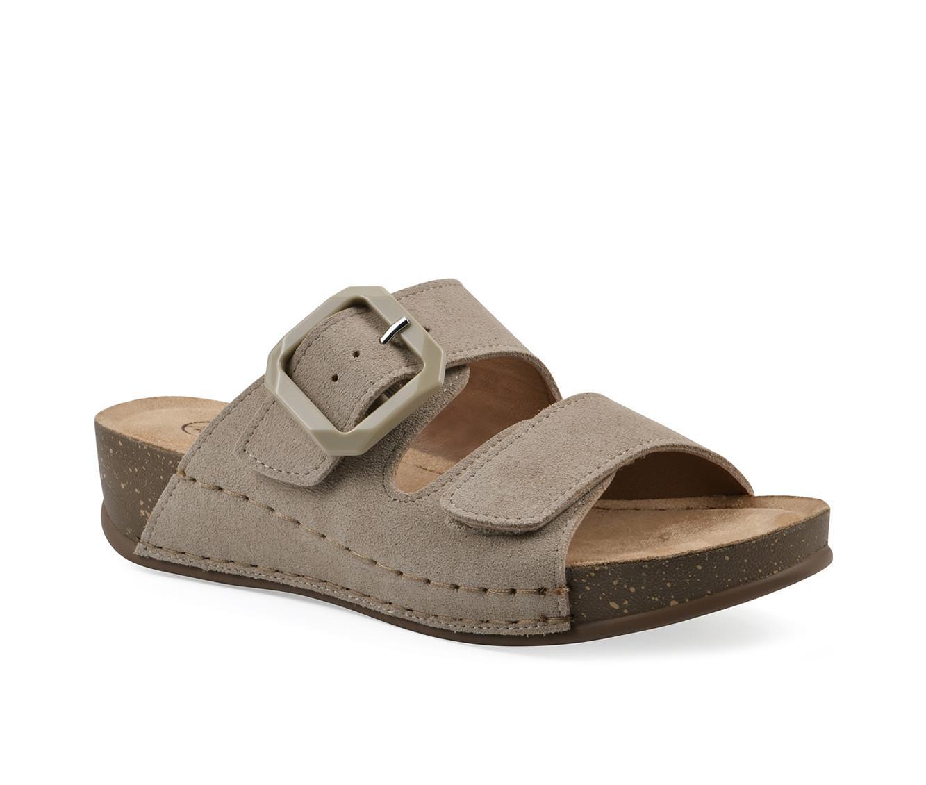 Women's White Mountain Fearful Footbed Sandals Product Image