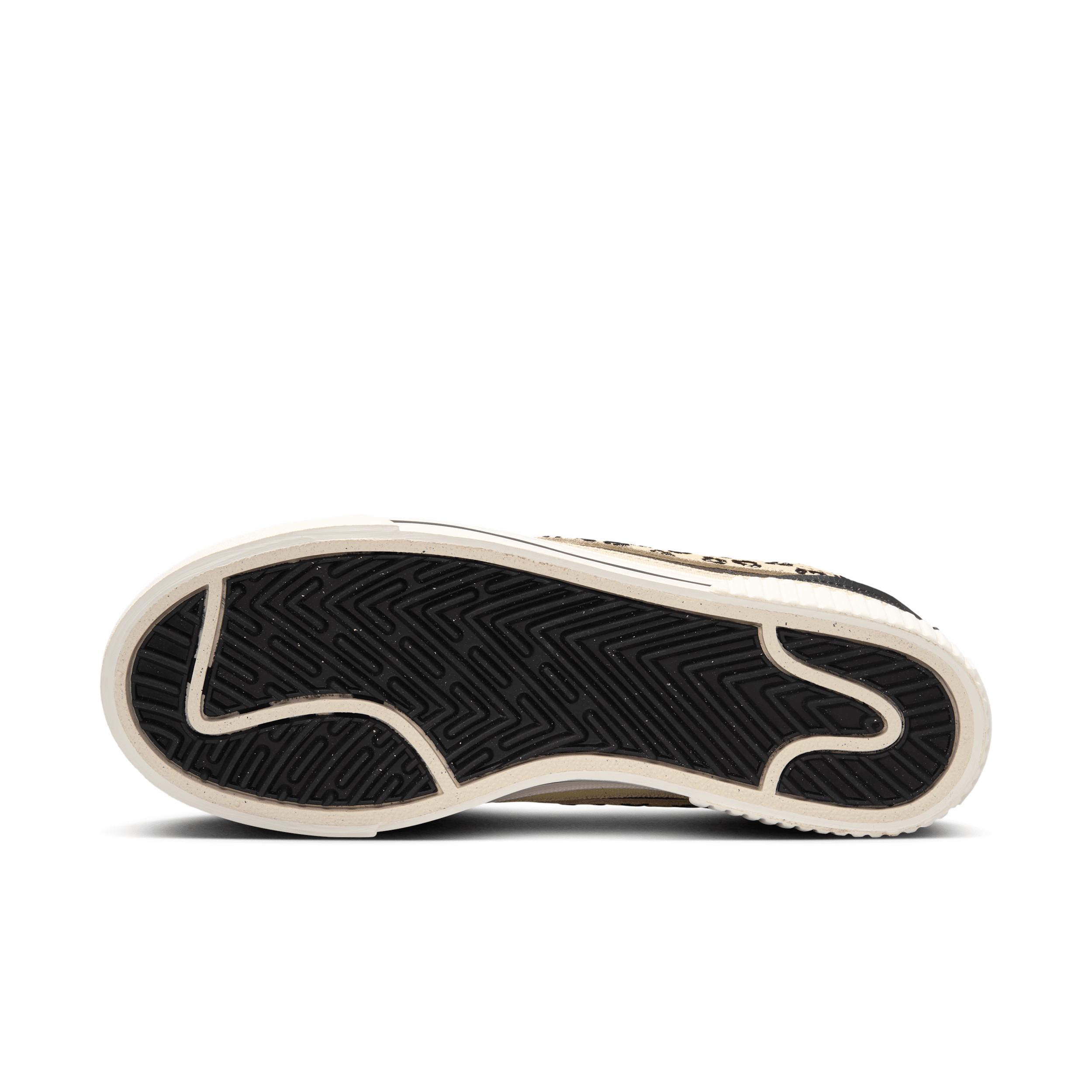 Nike Women's Court Legacy Lift Shoes Product Image