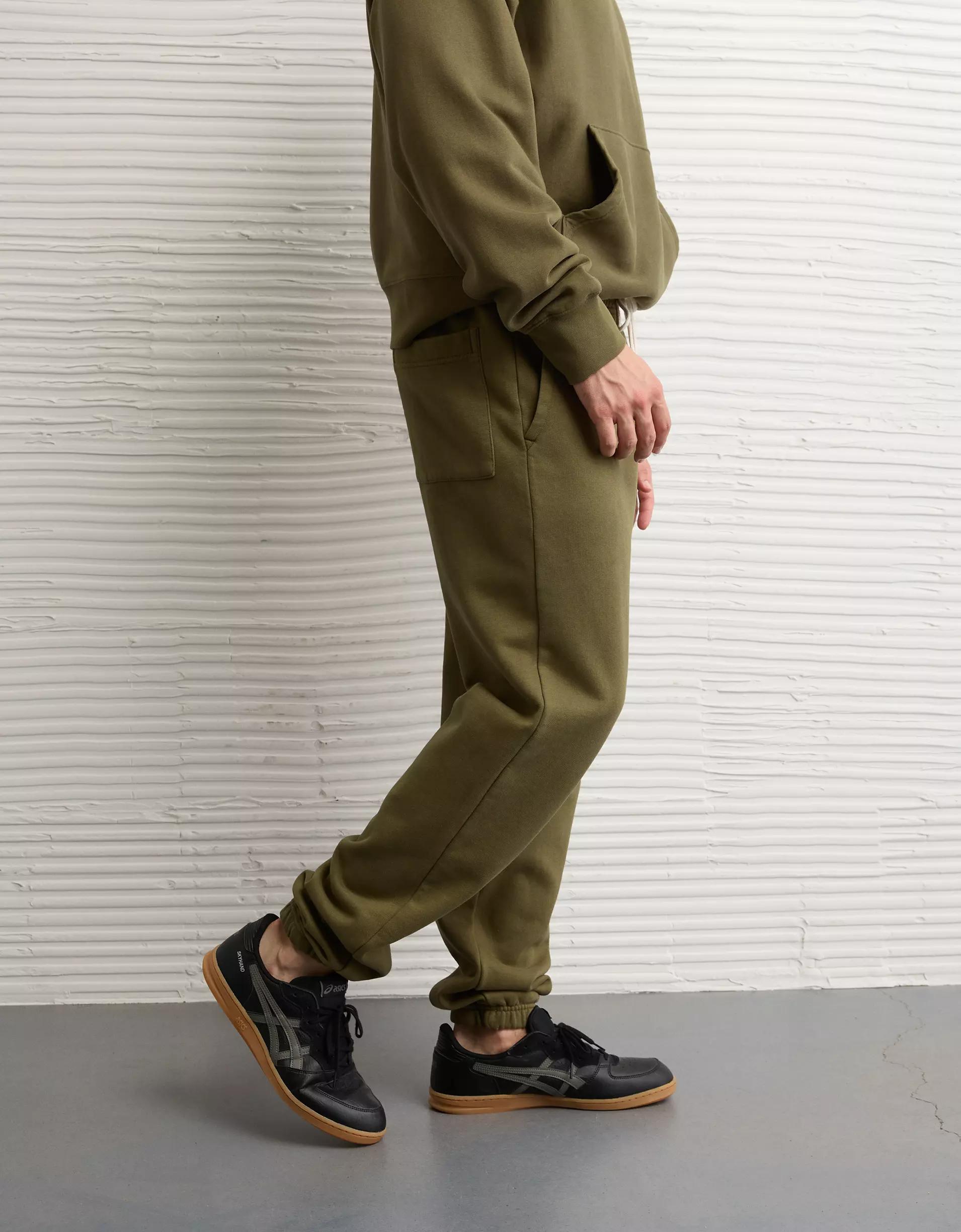 AE Laidback Luxe Heavyweight Sweatpant Product Image