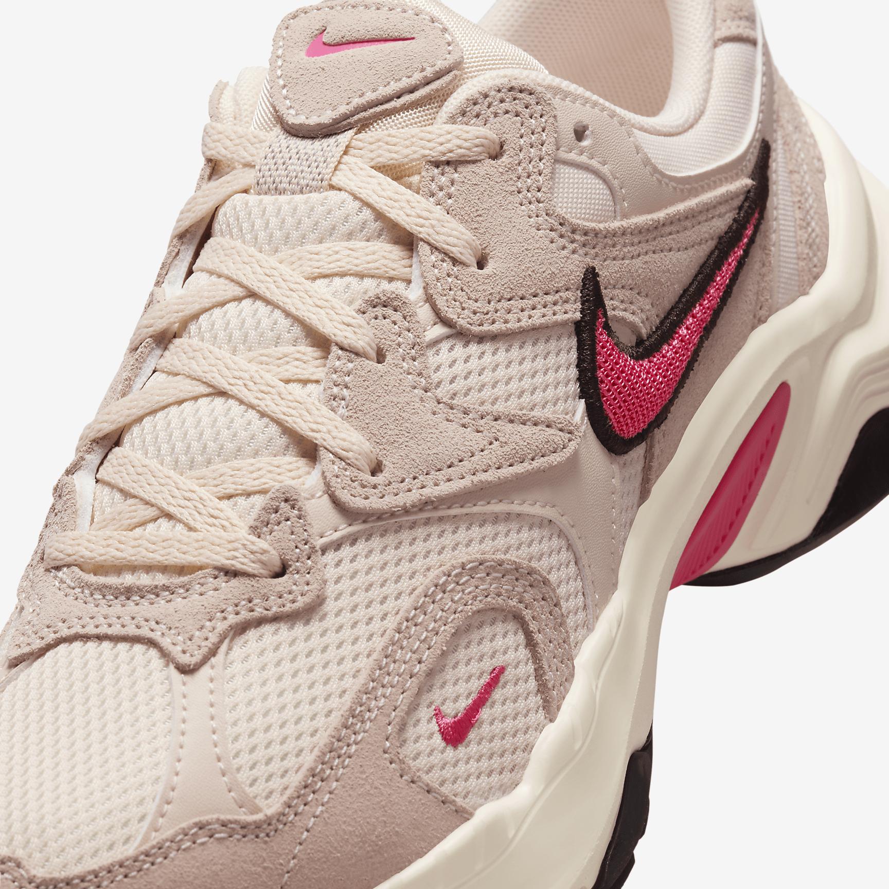 Nike Women's AL8 Shoes Product Image