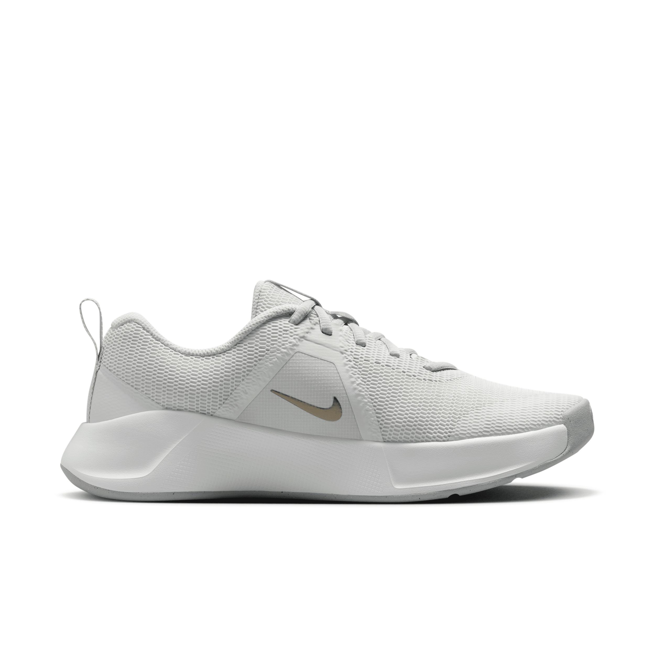 Nike Womens MC Trainer 3 Workout Shoes | FQ1830-002 Product Image