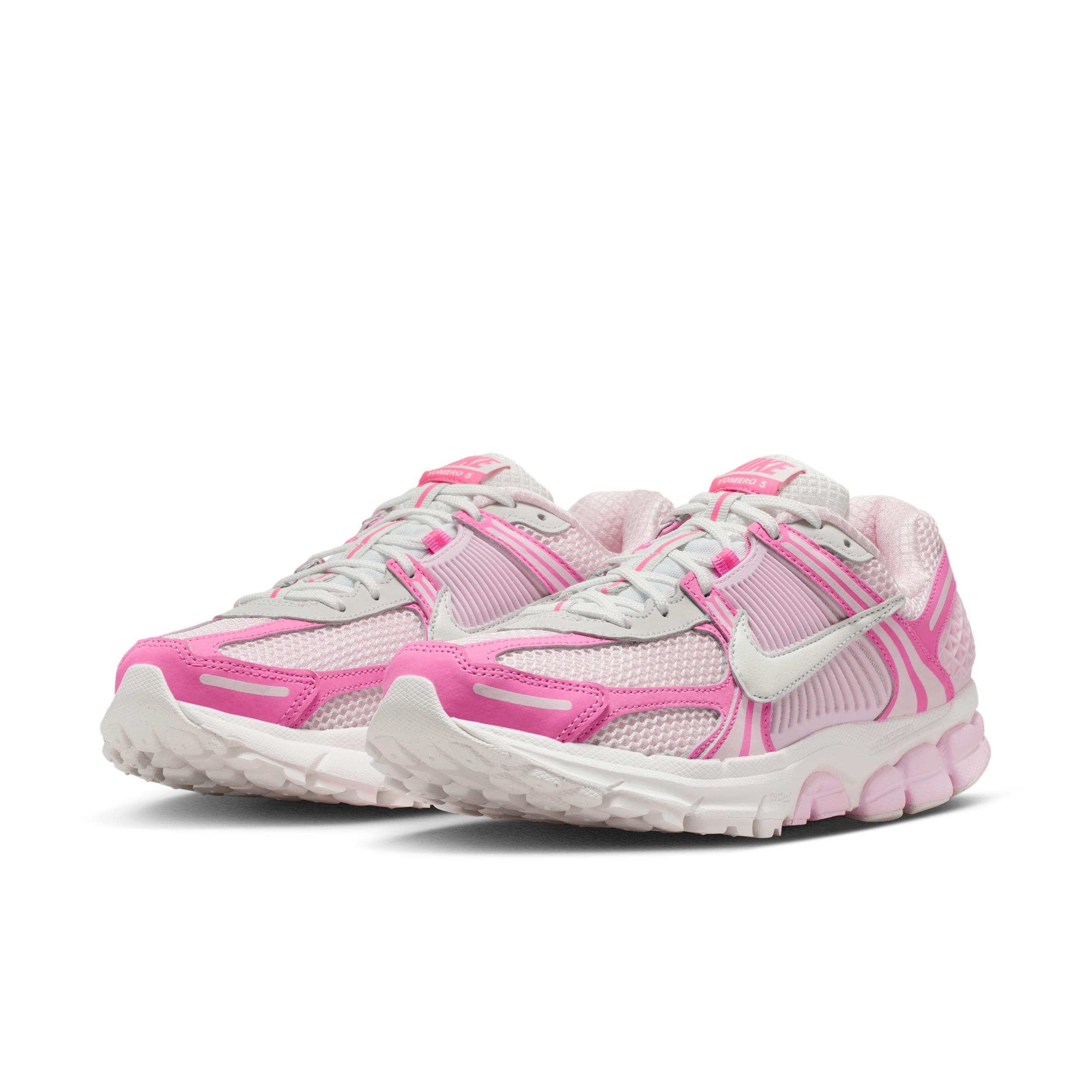Nike Women's Zoom Vomero 5 Shoes Product Image