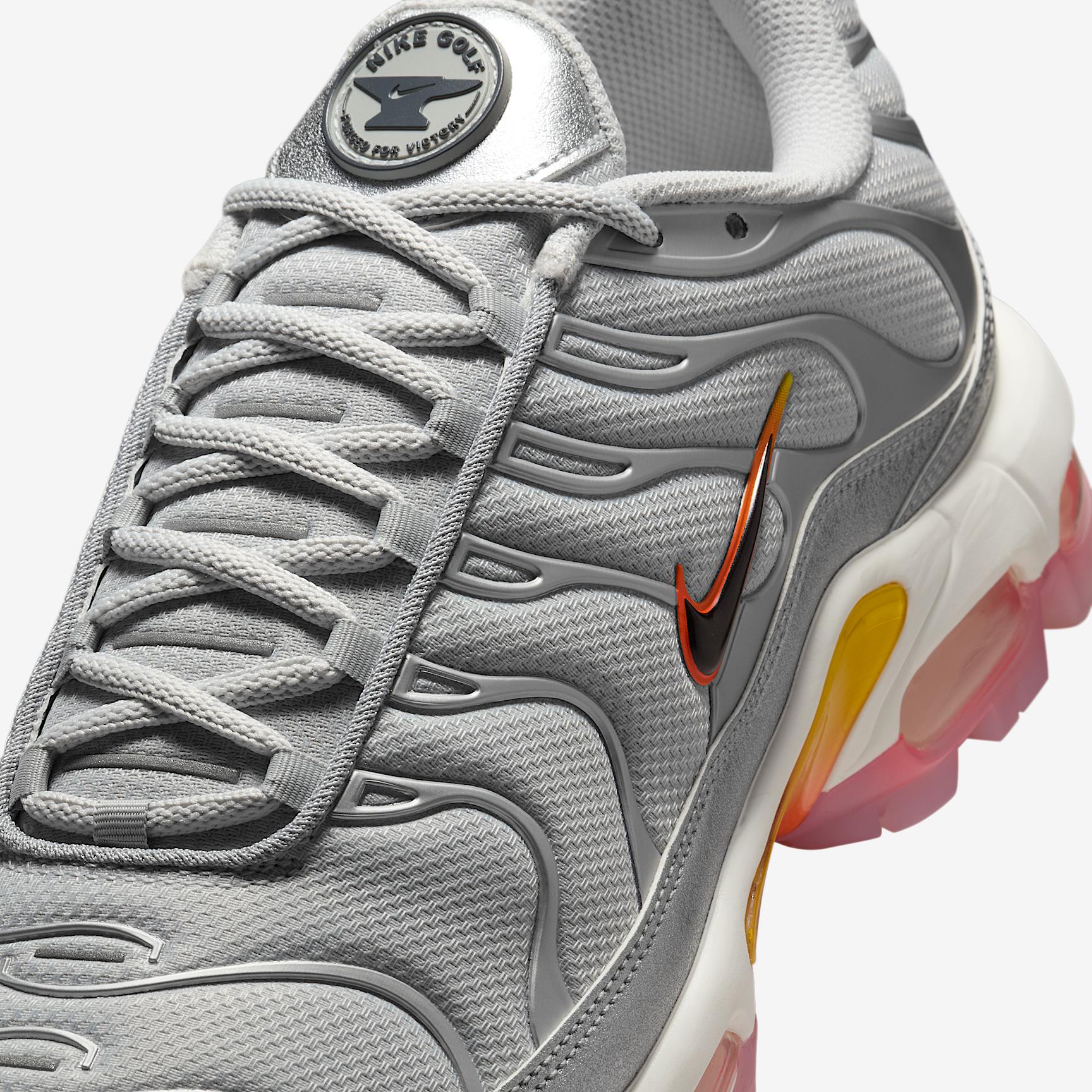 Nike Men's Air Max Plus G Golf Shoes Product Image