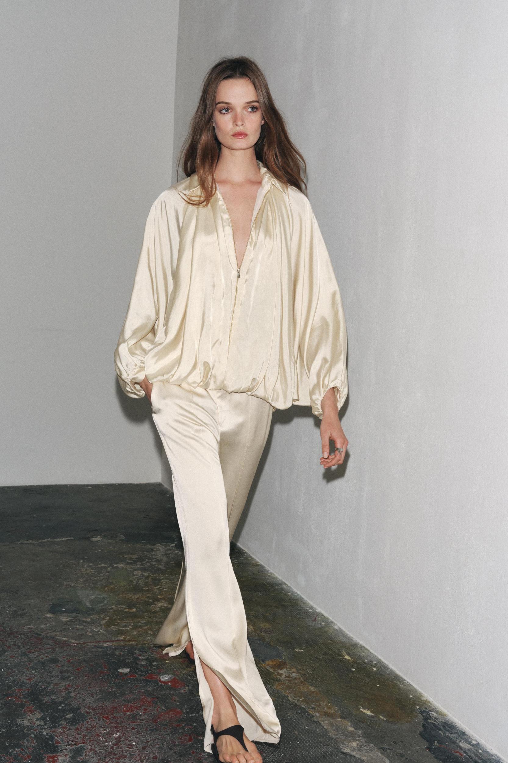 PUFFED BOMBER JACKET ZW COLLECTION Product Image