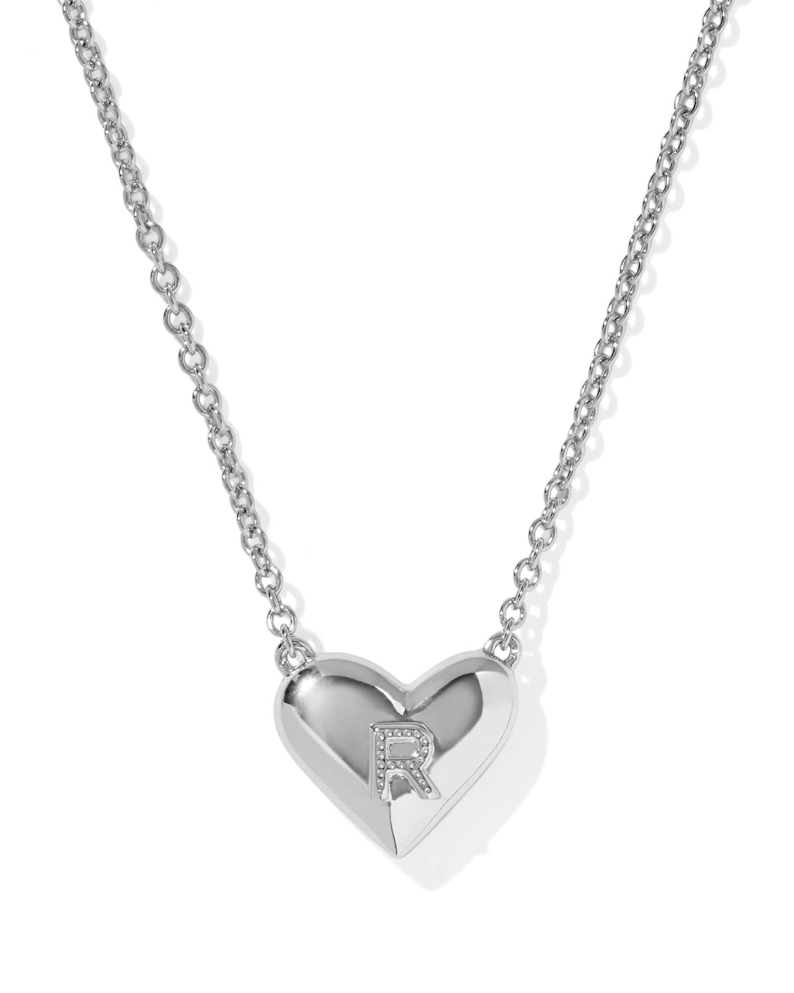 Ari Heart Letter W Gold Short Pendant Necklace Product Image
