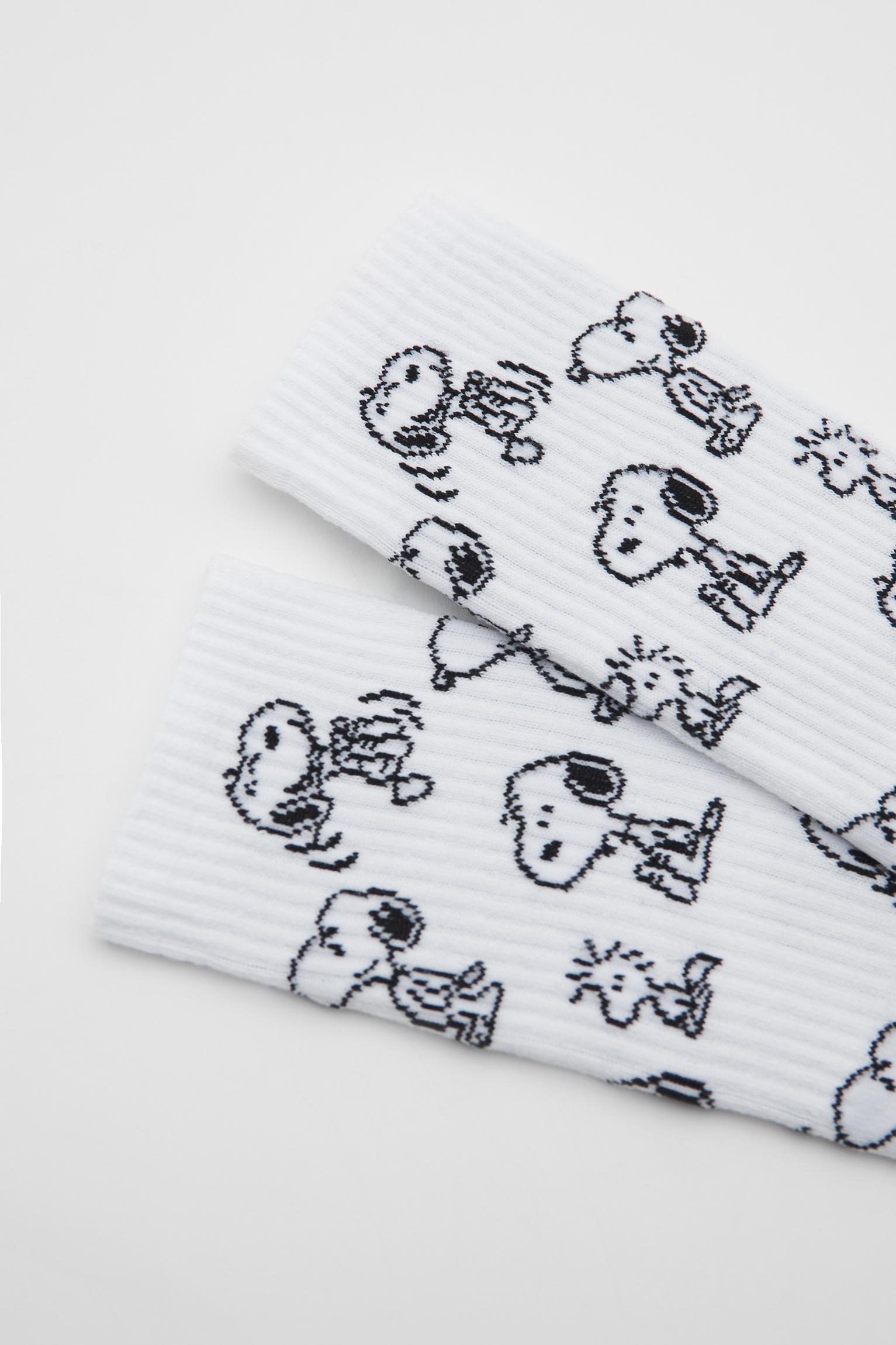 All-over Snoopy print sports socks Product Image